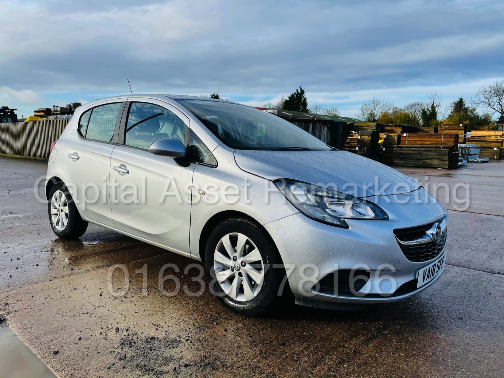 VAUXHALL CORSA *DESIGN EDITION* 5 DOOR HATCHBACK (2018 - NEW MODEL) 1.4 PETROL - 60 MPG+ (1 OWNER) - Image 2 of 49