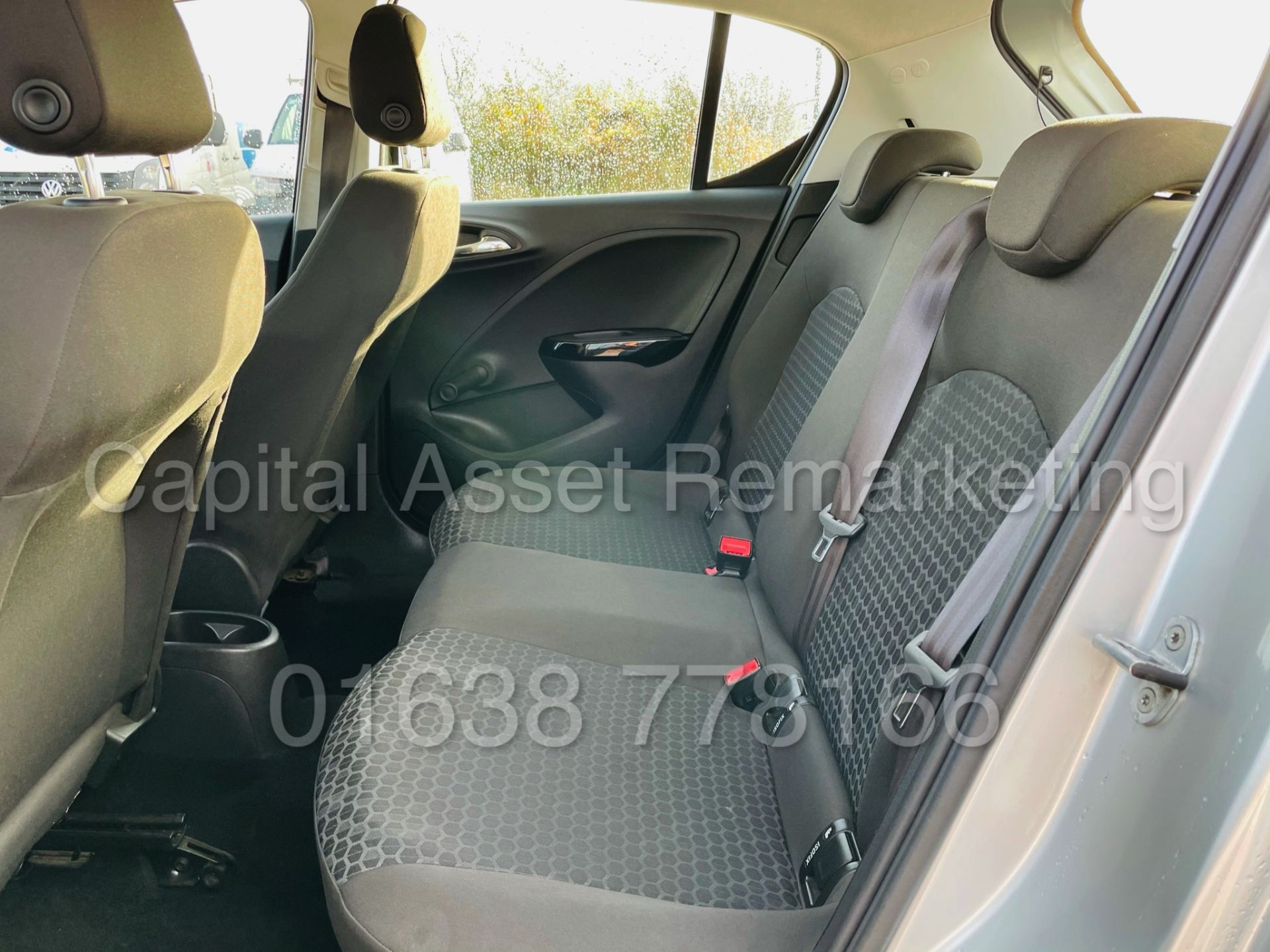 VAUXHALL CORSA *DESIGN EDITION* 5 DOOR HATCHBACK (2018 - NEW MODEL) 1.4 PETROL - 60 MPG+ (1 OWNER) - Image 27 of 49