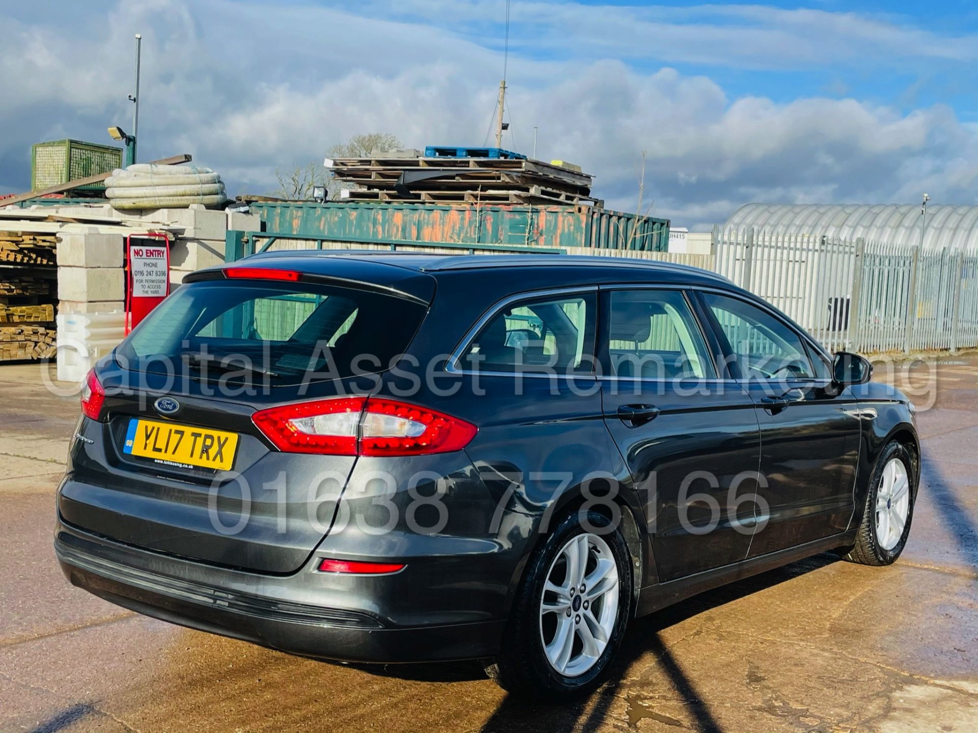 FORD MONDEO *ZETEC EDITION* 5 DOOR ESTATE (2017 - EURO 6) '2.0 TDCI - 150 BHP - 6 SPEED' *SAT NAV* - Image 12 of 48