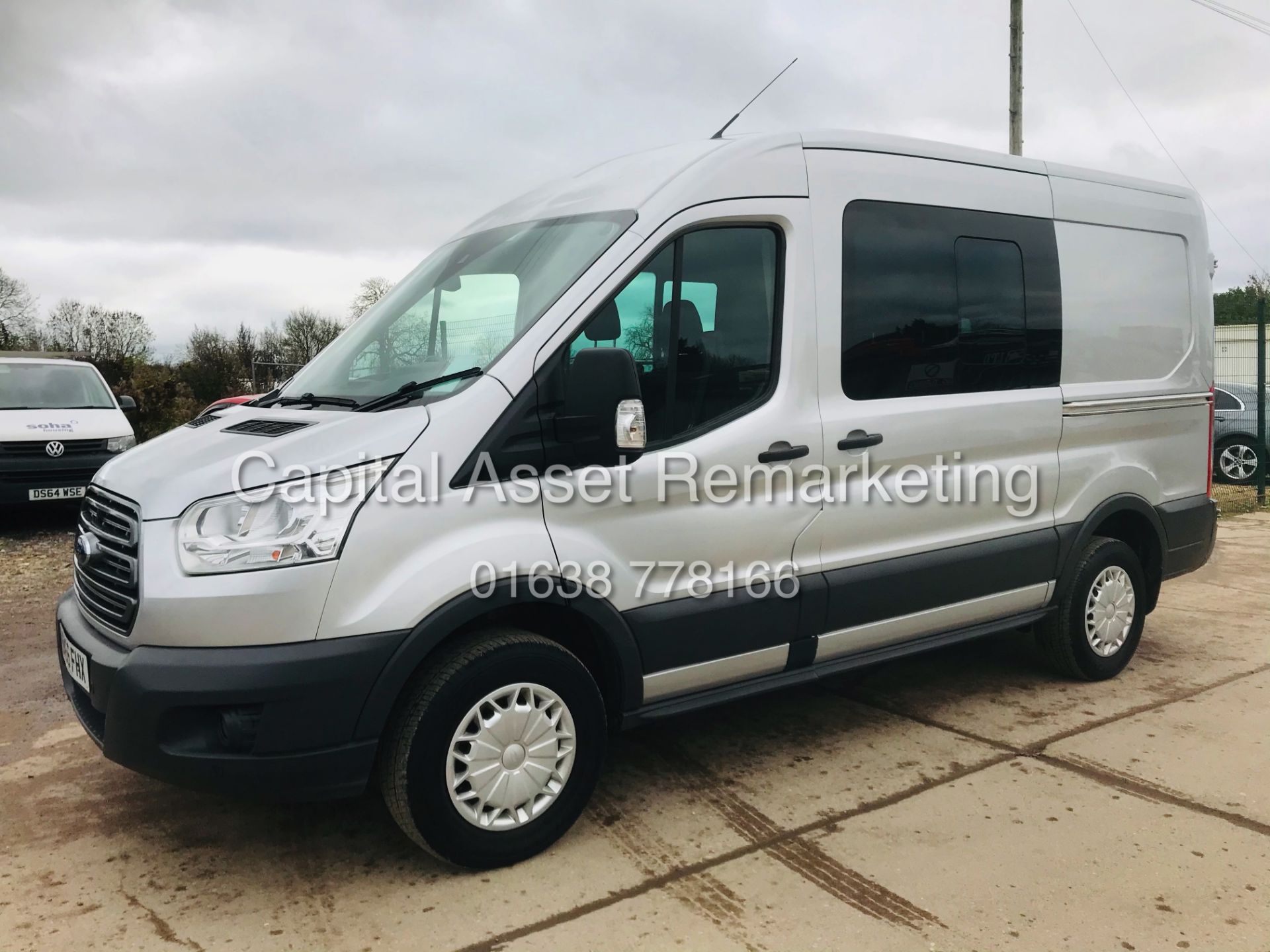 ON SALE FORD TRANSIT 2.2TDCI"TREND"L2H2 -1 OWNER FSH (2017 MODEL) AIR CON*EURO 6* 7 SEATER KOMBI VAN - Image 2 of 20