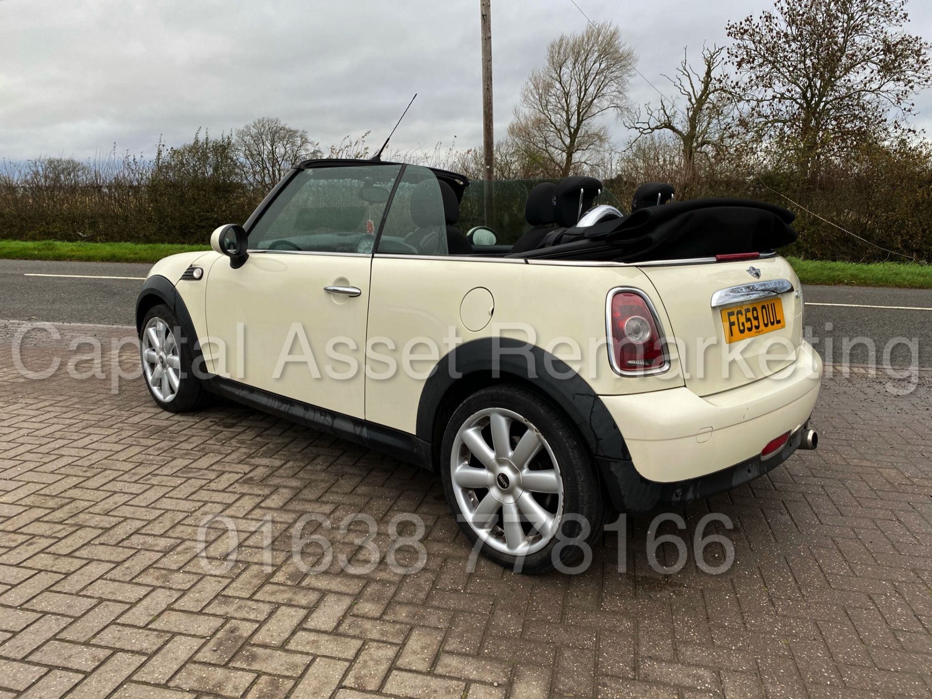 ON SALE MINI COOPER *CONVERTIBLE* (2010 MODEL) '1.6 PETROL - 118 BHP - 6 SPEED' *A/C* (NO VAT) - Image 5 of 20