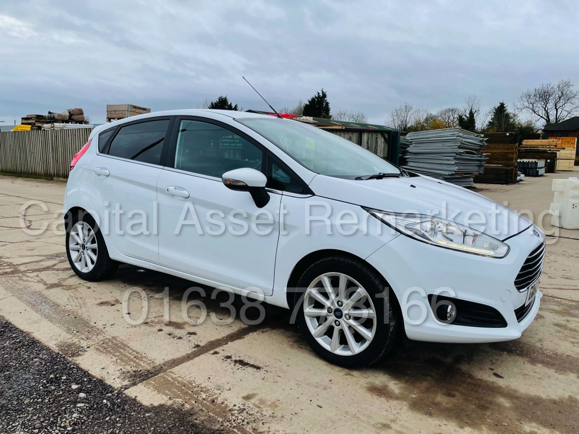 ON SALE FORD FIESTA *TITANIUM EDITION* 5 DOOR (2017 MODEL) '1.0 ECO BOOST PETROL -*FULL HISTORY*