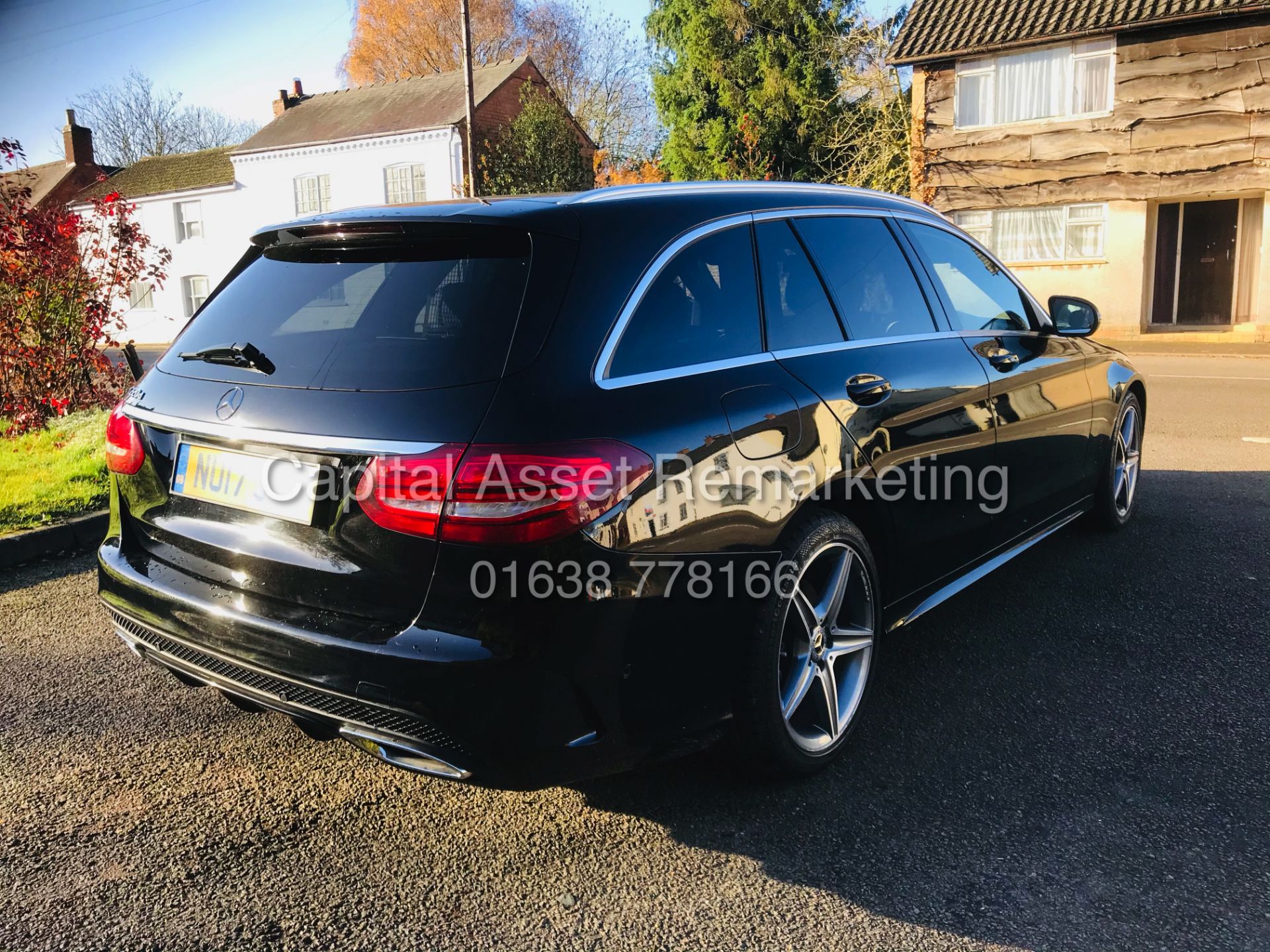 ON SALE MERCEDES C220d "AMG LINE" ESTATE (17 REG) 1 OWNER -LEATHER - SAT NAV- HUGE SPEC- REAR CAMERA - Image 8 of 28