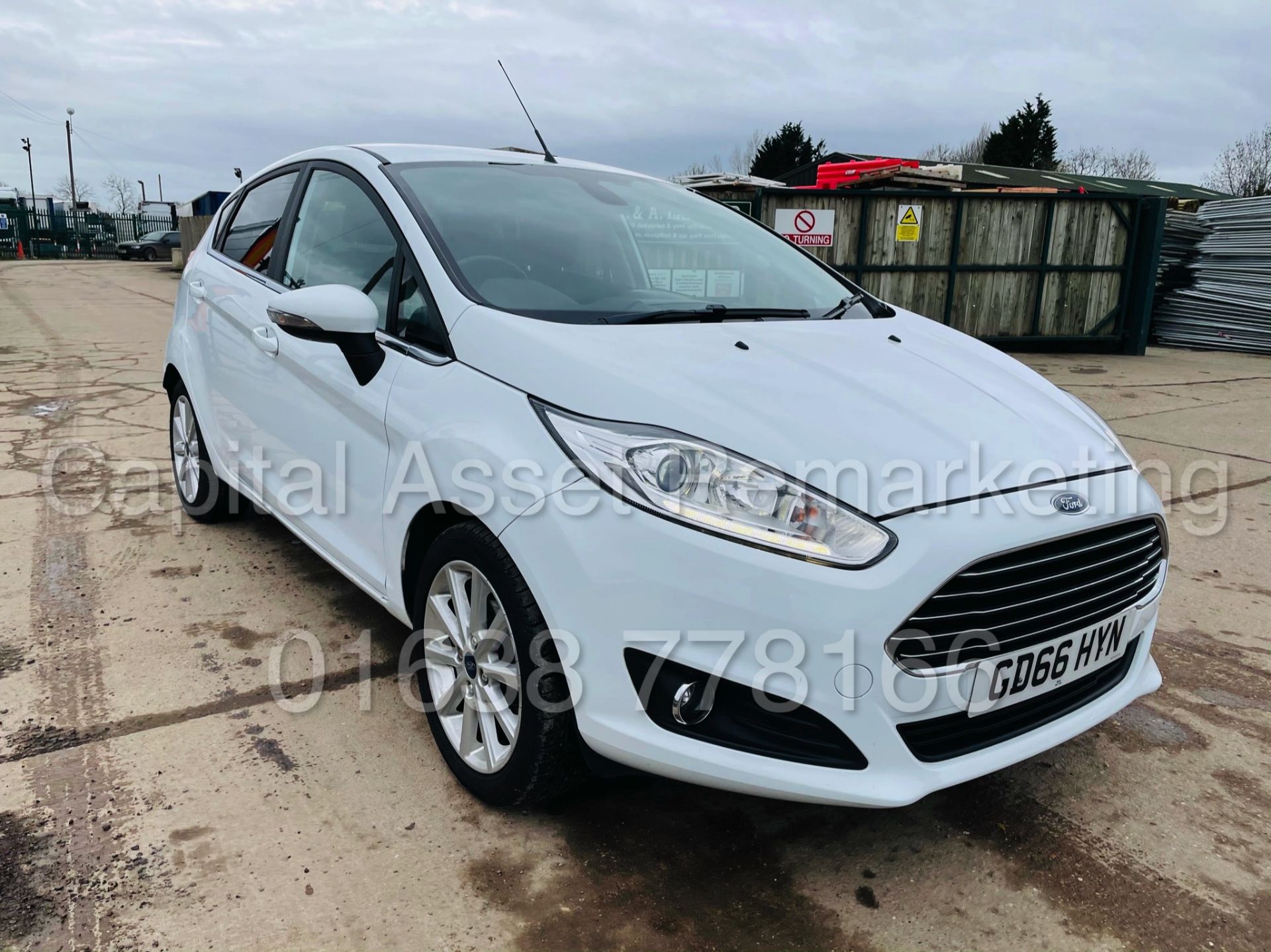 ON SALE FORD FIESTA *TITANIUM EDITION* 5 DOOR (2017 MODEL) '1.0 ECO BOOST PETROL -*FULL HISTORY* - Image 3 of 38