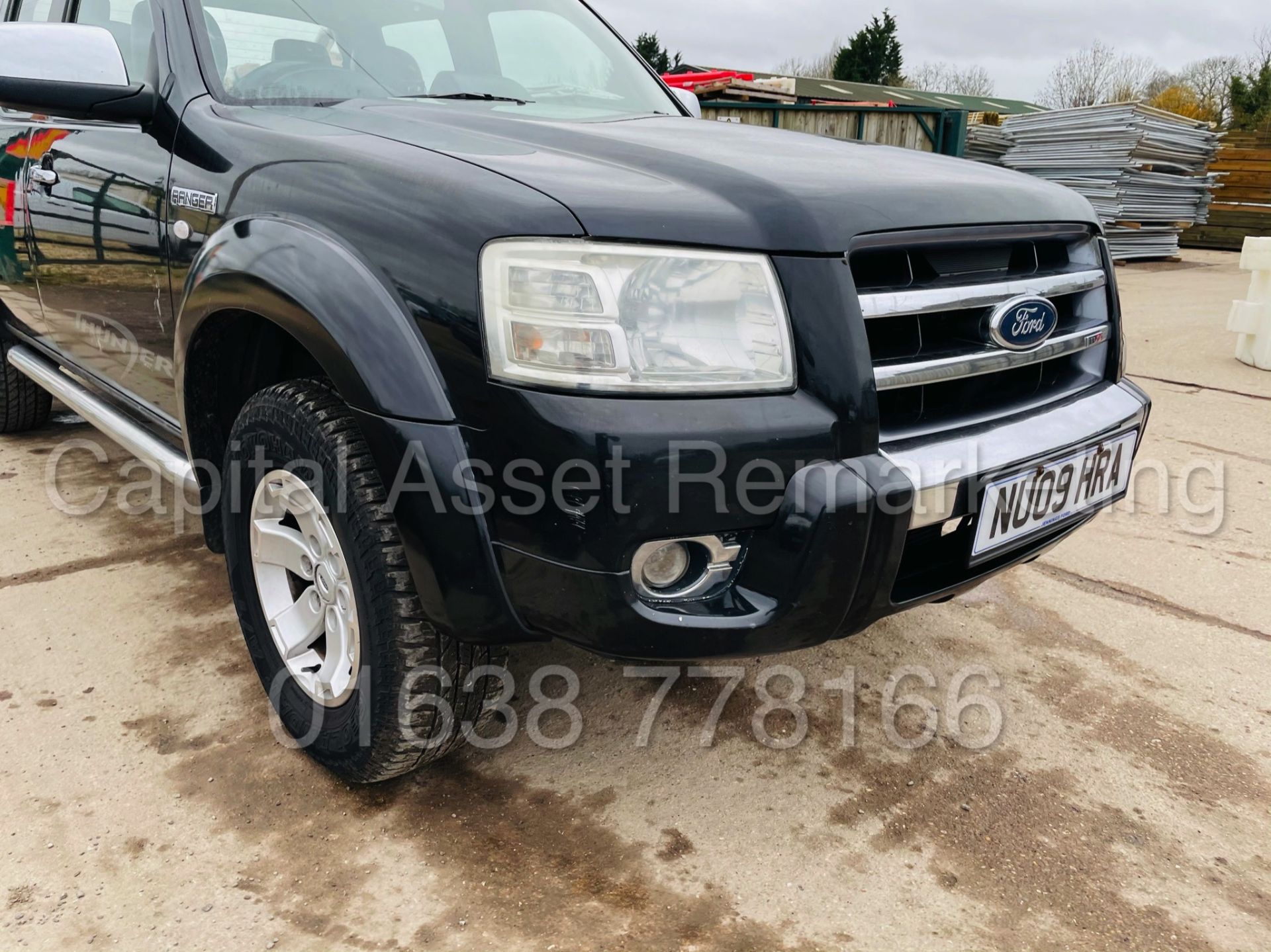 ON SALE FORD RANGER *THUNDER* DOUBLE CAB 4X4 PICK-UP (2009) '2.5 TDCI - 1 *LEATHER - A/C* (NO VAT) - Image 16 of 40