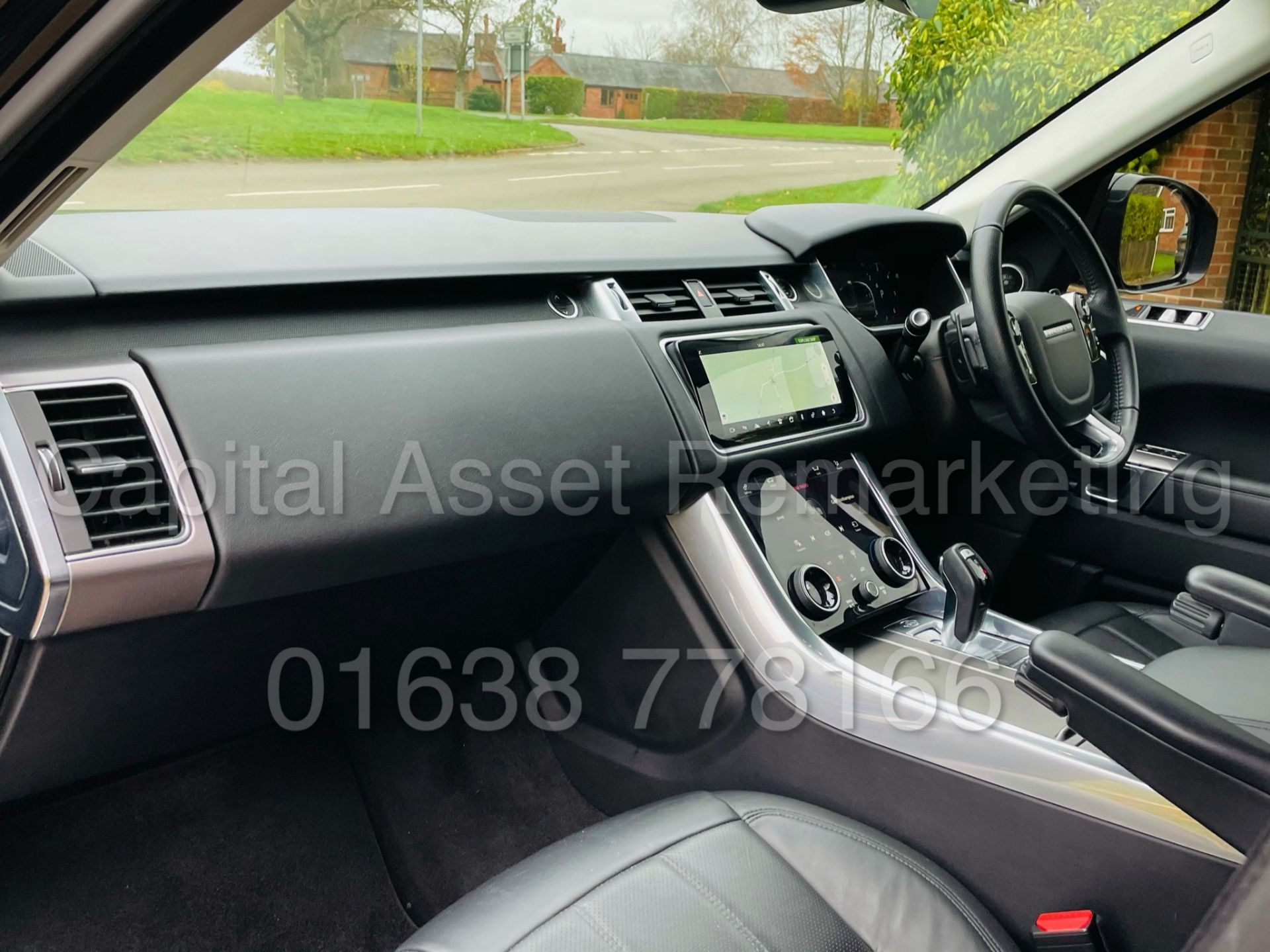 RANGE ROVER SPORT *HSE EDITION* SUV (2019 MODEL) '3.0 SDV6 - 306 BHP - 8 SPEED AUTO' *FULLY LOADED* - Image 21 of 56