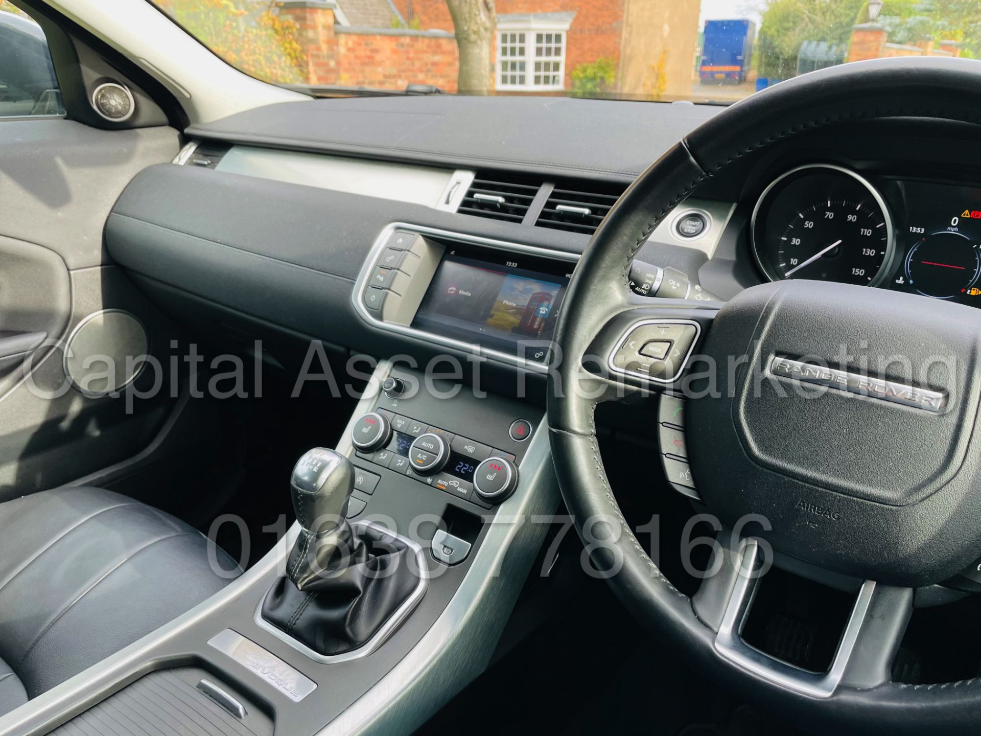 (On Sale) RANGE ROVER EVOQUE *SE EDITION* SUV (2017 - EURO 6) '2.0 ED4 - 150 BHP' *LEATHER* - Image 39 of 49