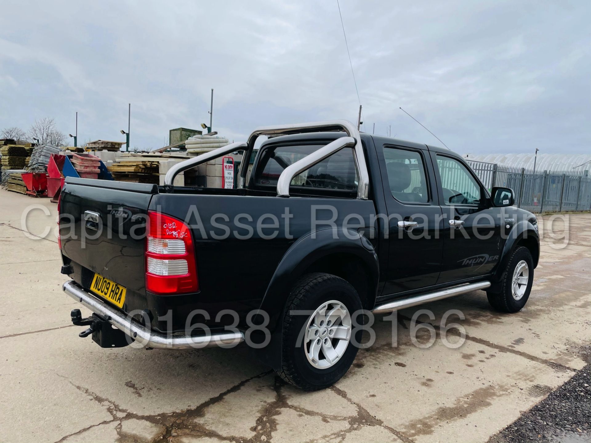 ON SALE FORD RANGER *THUNDER* DOUBLE CAB 4X4 PICK-UP (2009) '2.5 TDCI - 1 *LEATHER - A/C* (NO VAT) - Image 13 of 40