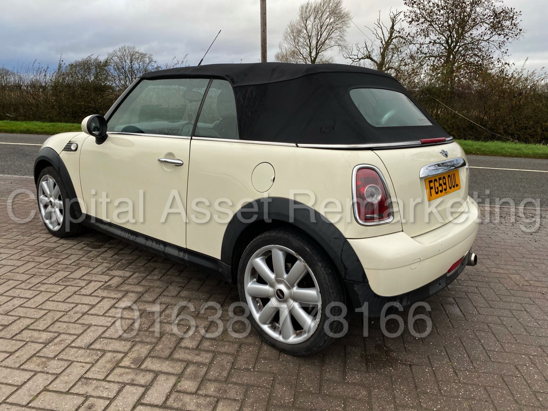 ON SALE MINI COOPER *CONVERTIBLE* (2010 MODEL) '1.6 PETROL - 118 BHP - 6 SPEED' *A/C* (NO VAT) - Image 13 of 20