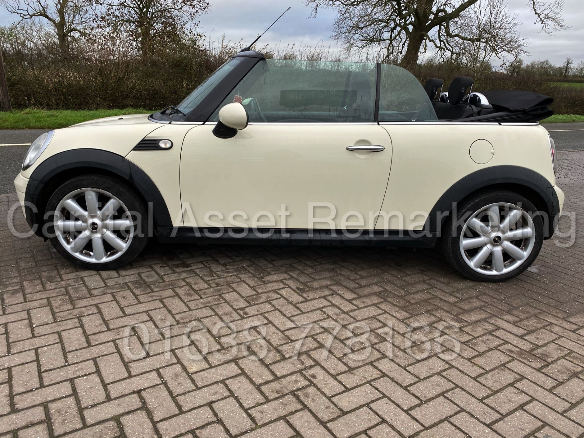 ON SALE MINI COOPER *CONVERTIBLE* (2010 MODEL) '1.6 PETROL - 118 BHP - 6 SPEED' *A/C* (NO VAT) - Image 4 of 20