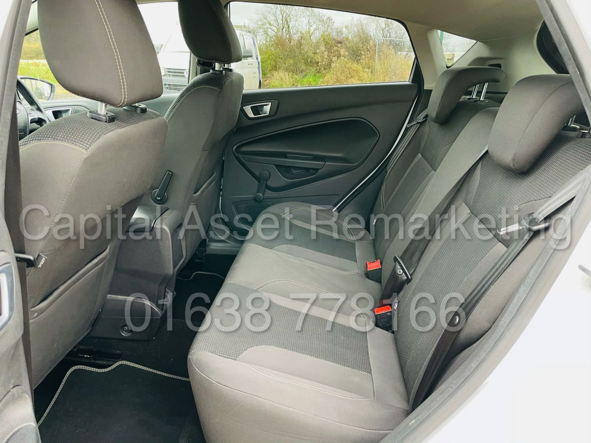 ON SALE FORD FIESTA *TITANIUM EDITION* 5 DOOR (2017 MODEL) '1.0 ECO BOOST PETROL -*FULL HISTORY* - Image 23 of 38