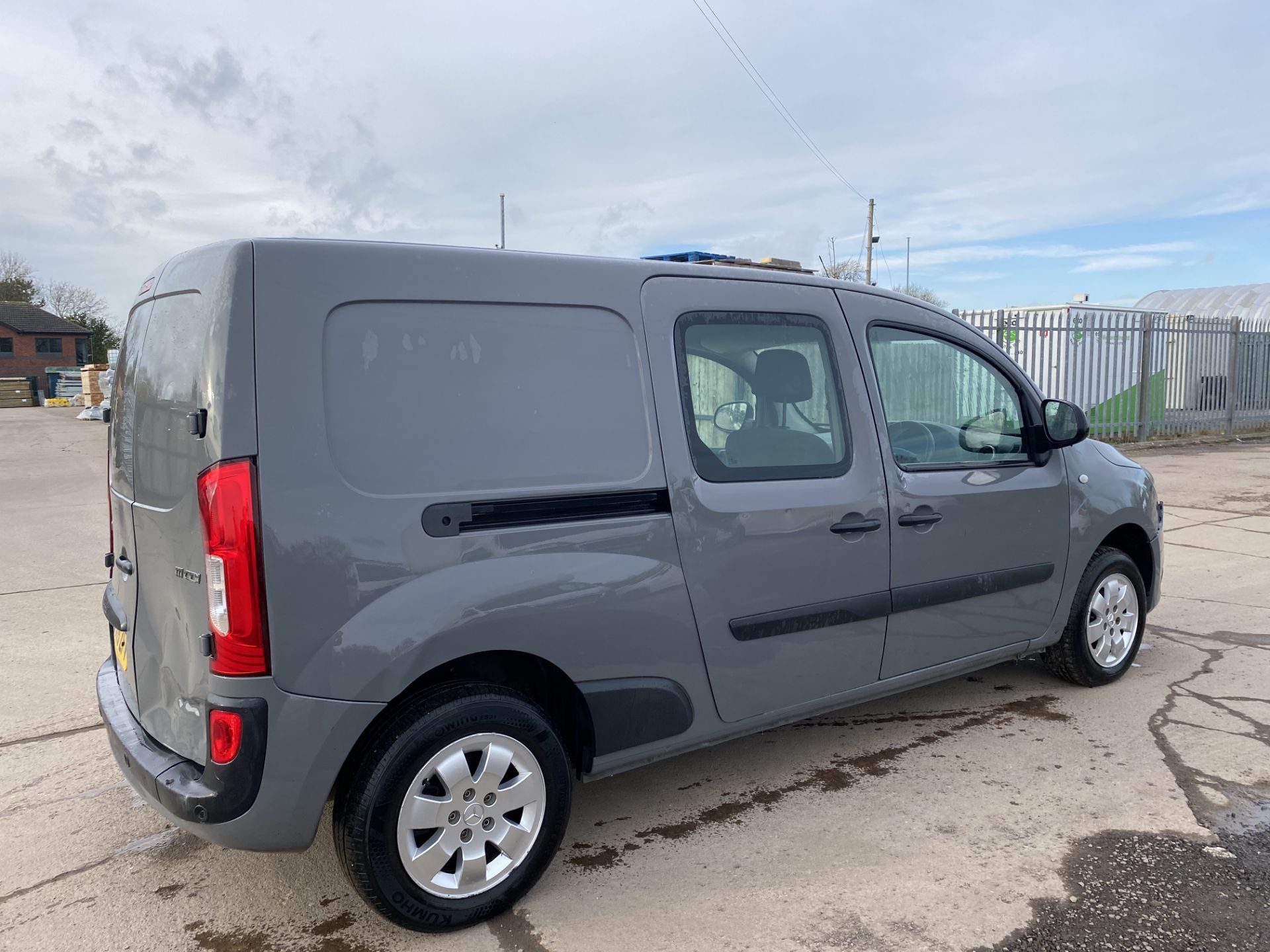 ON SALE MERCEDES CITAN 111CDI "LWB" KOMBI VAN "DUALINER / CREW VAN - 15 REG - AIR CON - ALLOYS - - Image 7 of 12