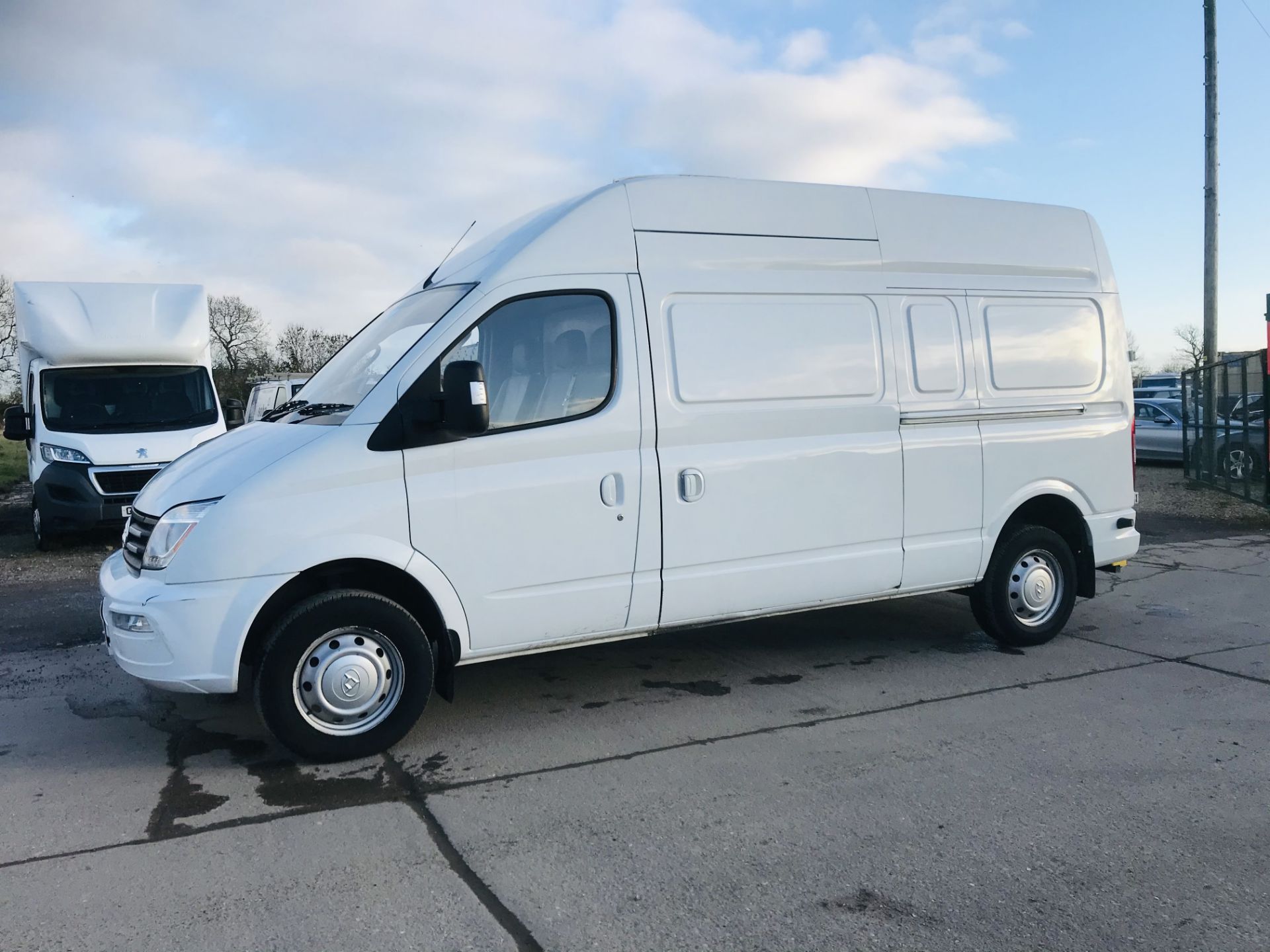 ON SALE LDV V80 LWB 2.5TD (135) L2H3 (NEW SHAPE) 2017 REG - EURO 6 - LOW MILES - 1 KEEPER - - Image 6 of 17