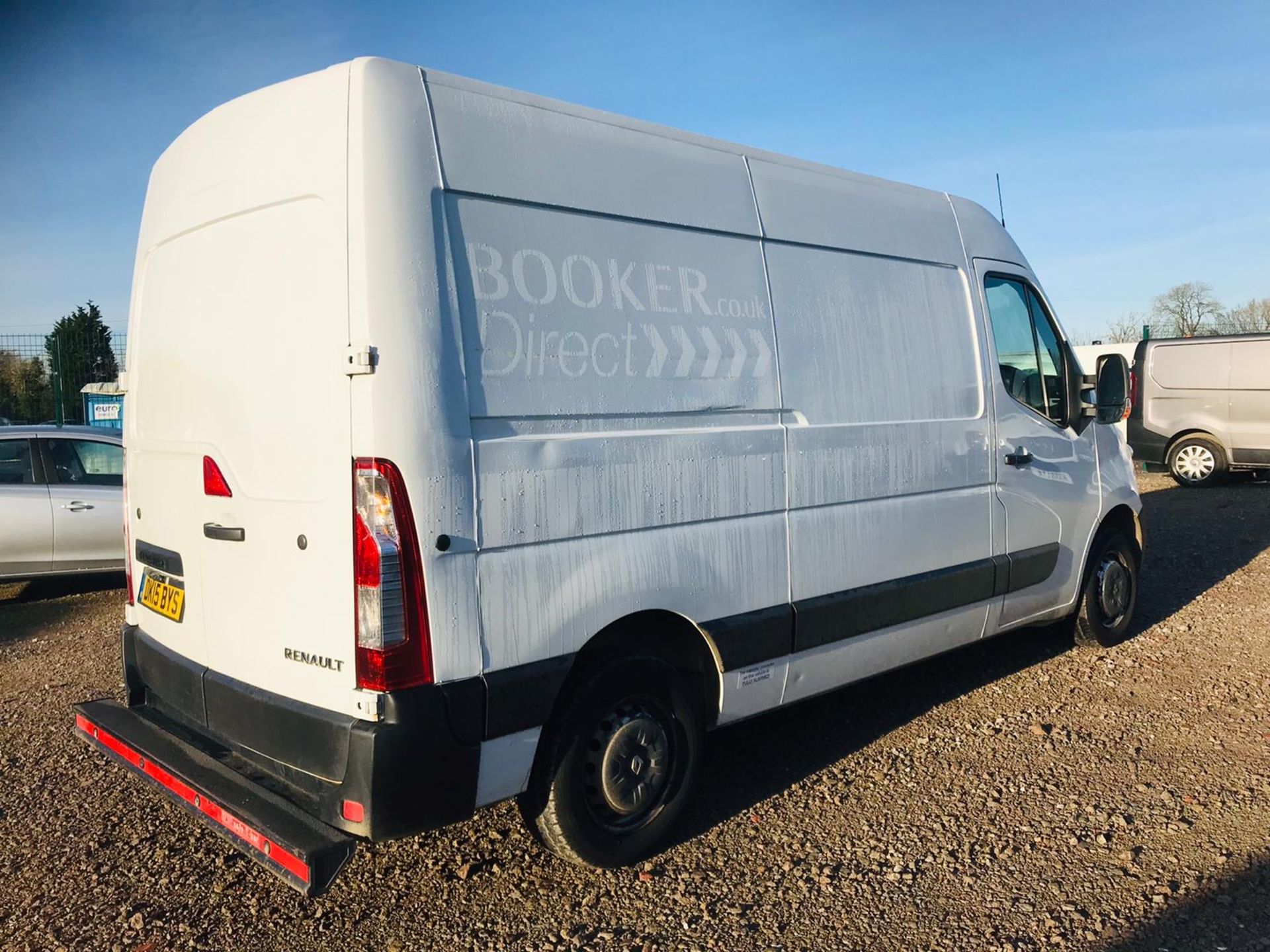 ON SALE RENAULT MASTER MM35 2.3DCI (125) MEDIUM WHEEL BASE FRIDGE/FREEZER VAN- 15 REG - LOW MILES - - Image 9 of 11