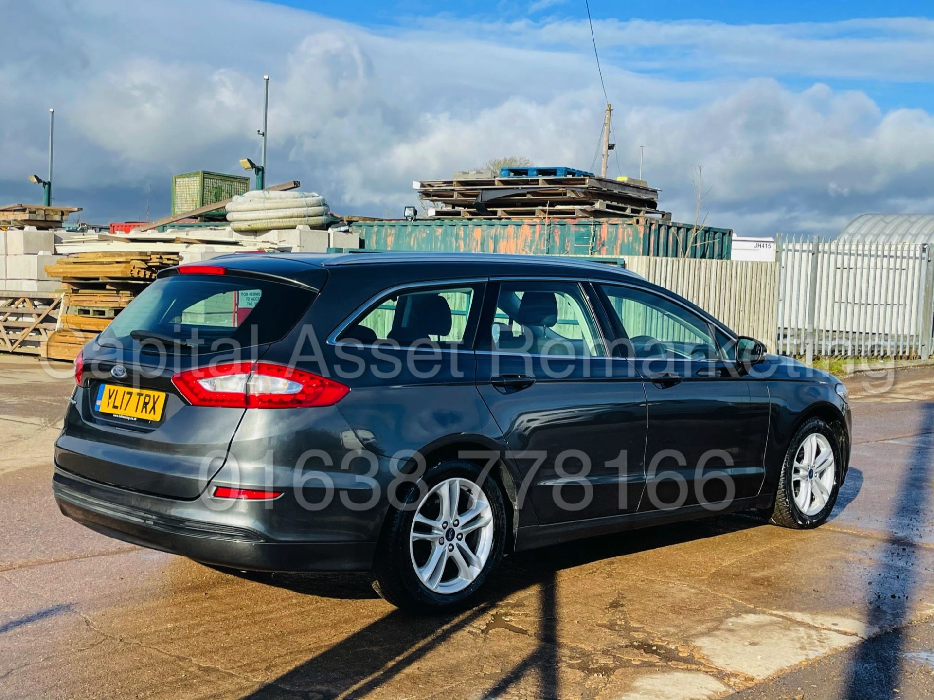 FORD MONDEO *ZETEC EDITION* 5 DOOR ESTATE (2017 - EURO 6) '2.0 TDCI - 150 BHP - 6 SPEED' *SAT NAV* - Image 13 of 48