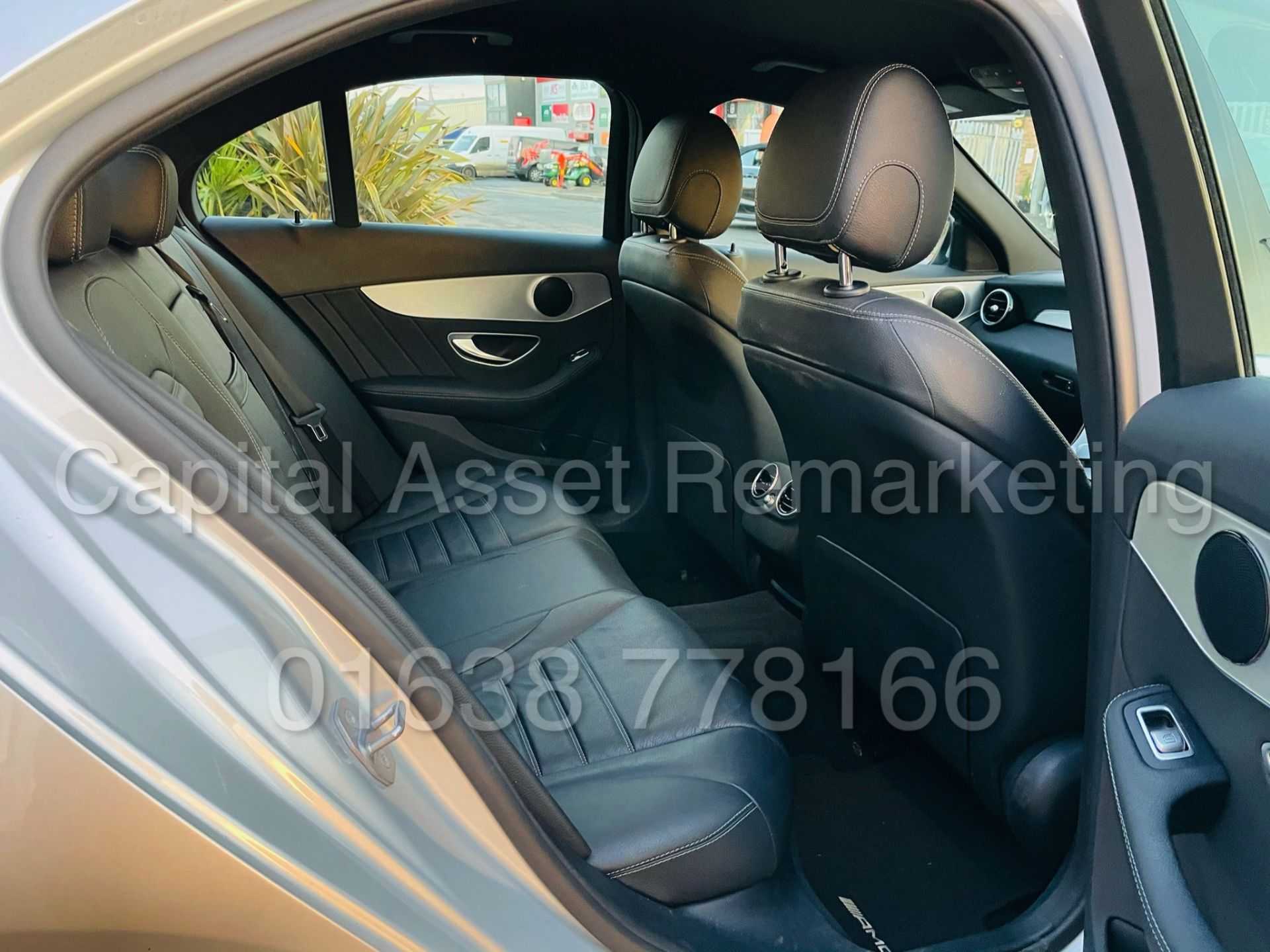 (On Sale) MERCEDES-BENZ C220d *AMG LINE* SALOON (2019) 9-G TRONIC - LEATHER - SAT NAV *HUGE SPEC* - Image 28 of 51