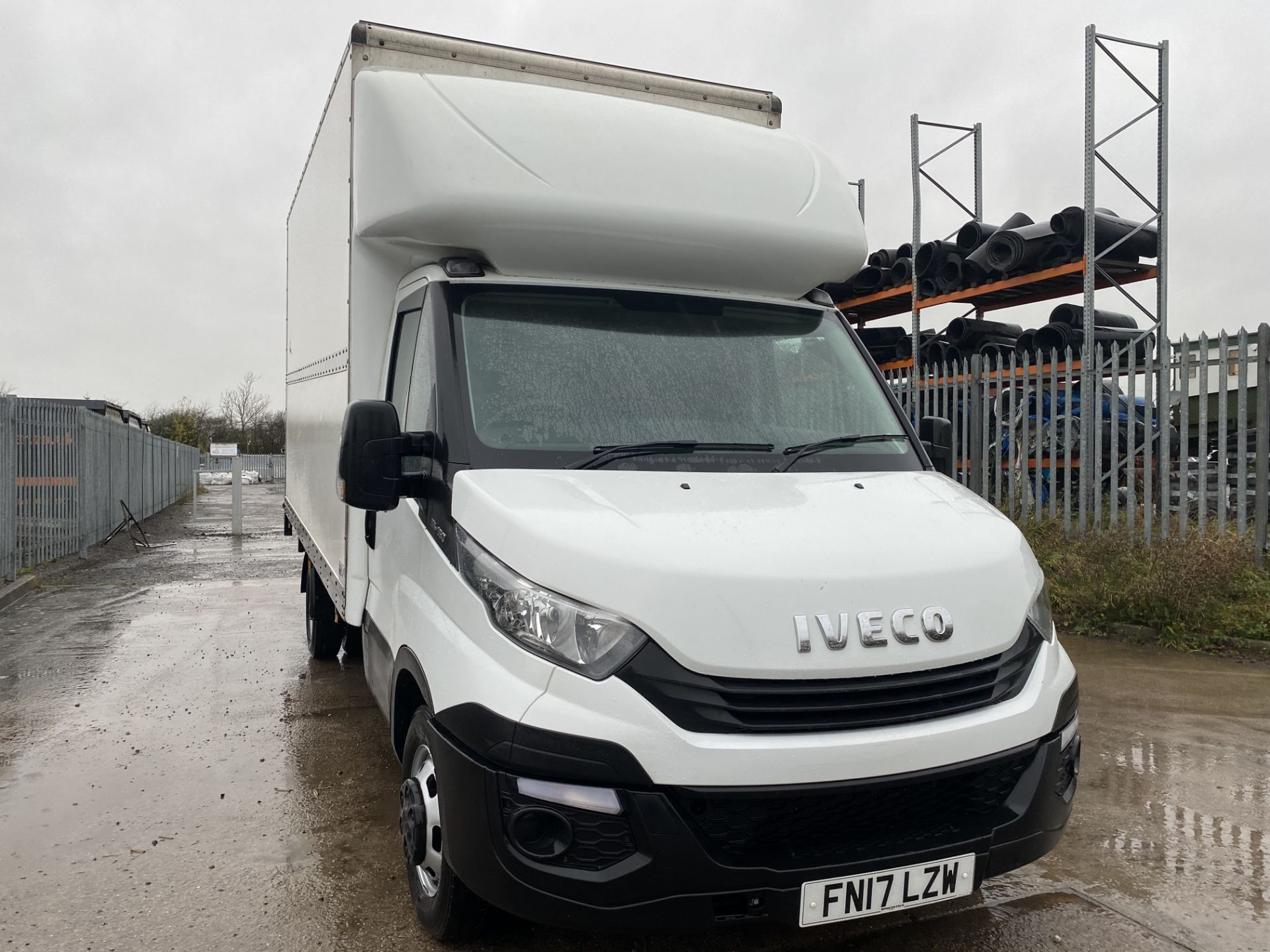 ON SALE IVECO DAILY 35C16 (160) "LWB" LUTON BOX VAN "EURO 6"ELECTRIC TAIL LIFT - 17 REG - NEW SHAPE - Image 3 of 22