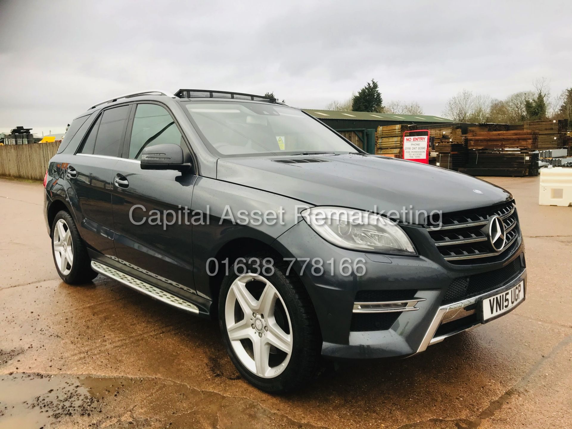 (ON SALE) MERCEDES ML250d AUTO "AMG-LINE / PREMIUM" 1 OWNER (15 REG) SAT NAV *PAN ROOF* LEATHER - Image 3 of 36