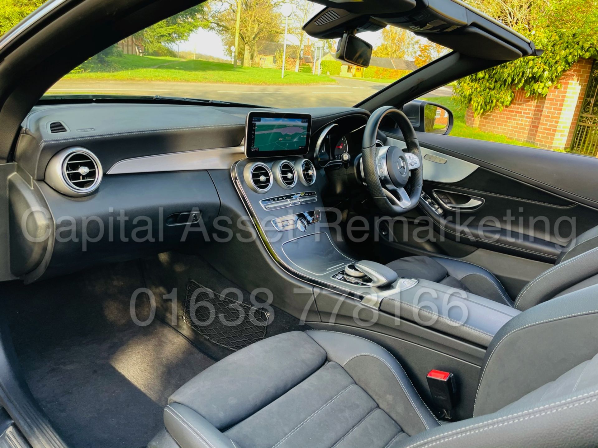 (On Sale) MERCEDES-BENZ C220D *AMG LINE -CABRIOLET* (2019) '9G AUTO - LEATHER - SAT NAV' *HUGE SPEC* - Image 20 of 43