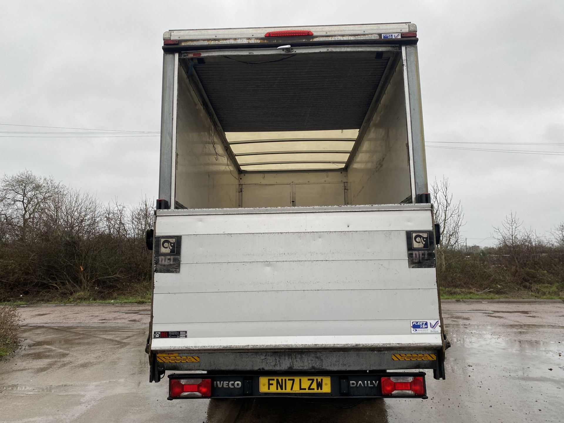 ON SALE IVECO DAILY 35C16 (160) "LWB" LUTON BOX VAN "EURO 6"ELECTRIC TAIL LIFT - 17 REG - NEW SHAPE - Image 7 of 22