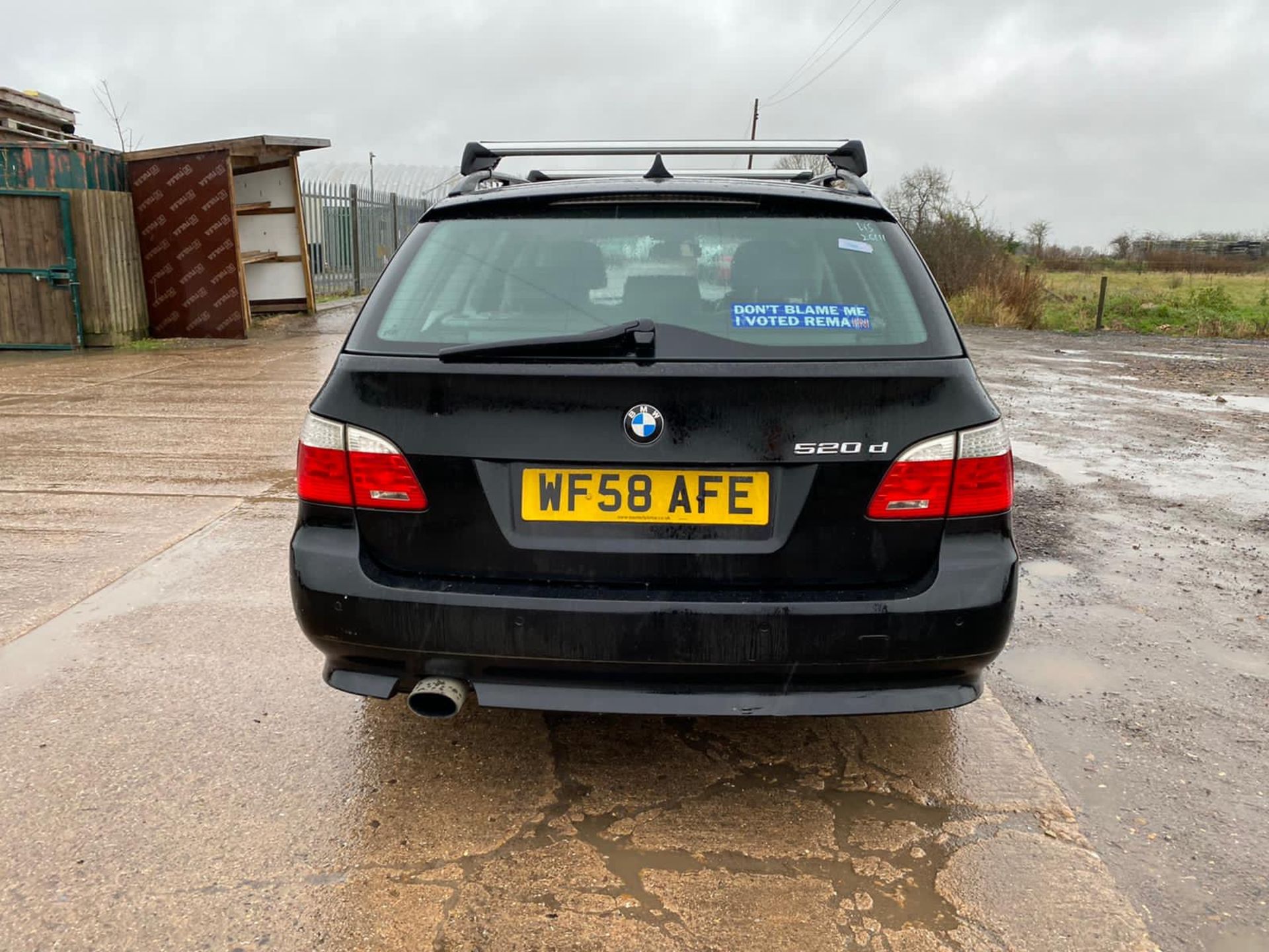 ON SALE BMW 520d "SE" TOURING ESTATE - 2009 MODEL - BLACK - SAT NAV - AIR CON - GREAT SPEC - NO VAT - Image 8 of 17