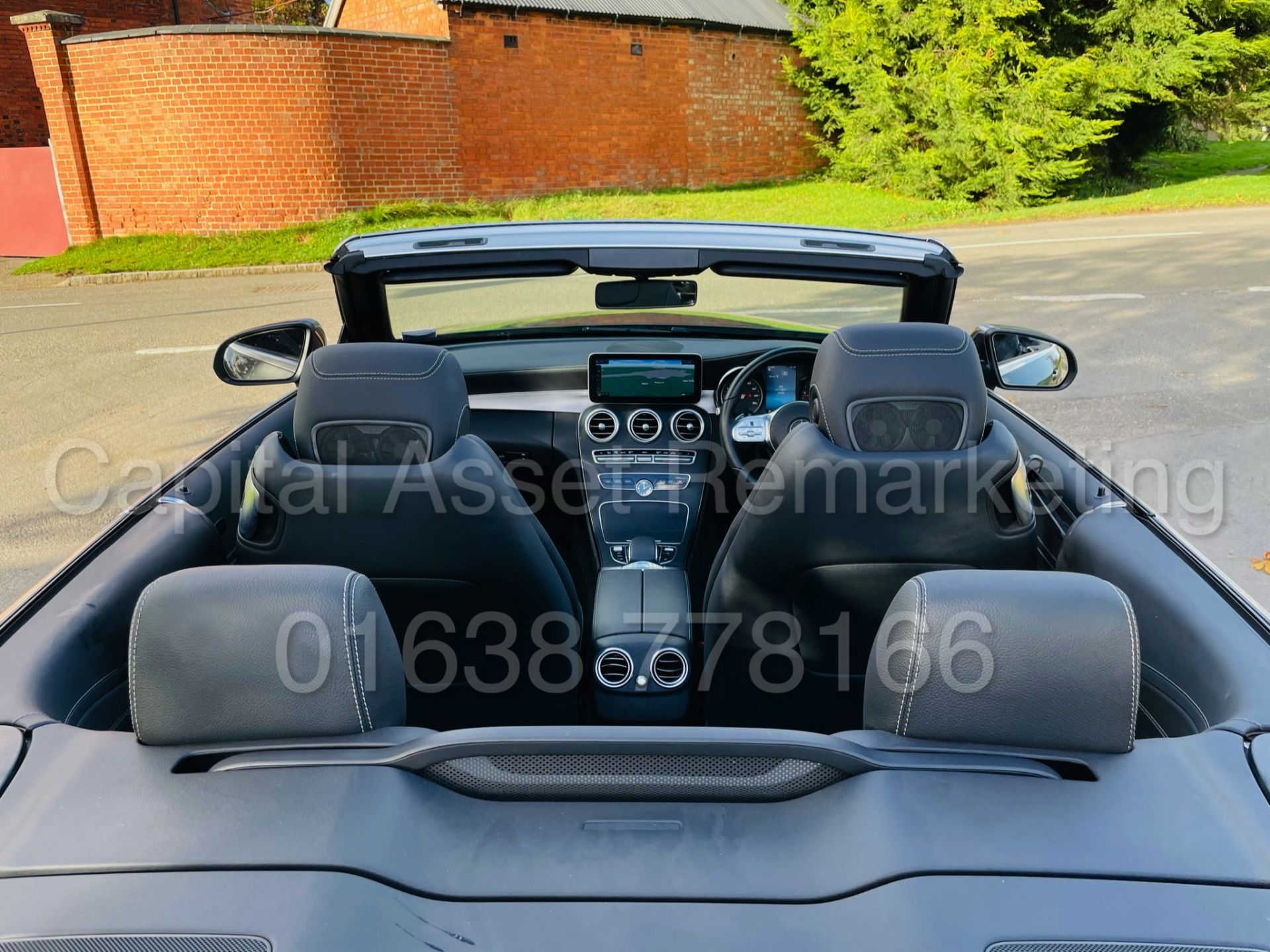 (On Sale) MERCEDES-BENZ C220D *AMG LINE -CABRIOLET* (2019) '9G AUTO - LEATHER - SAT NAV' *HUGE SPEC* - Image 25 of 43