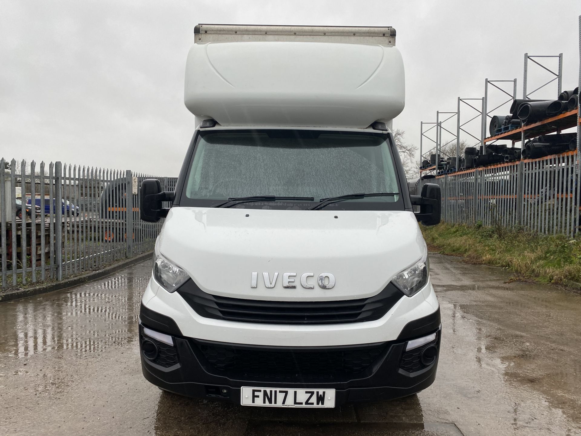 ON SALE IVECO DAILY 35C16 (160) "LWB" LUTON BOX VAN "EURO 6"ELECTRIC TAIL LIFT - 17 REG - NEW SHAPE - Image 4 of 22