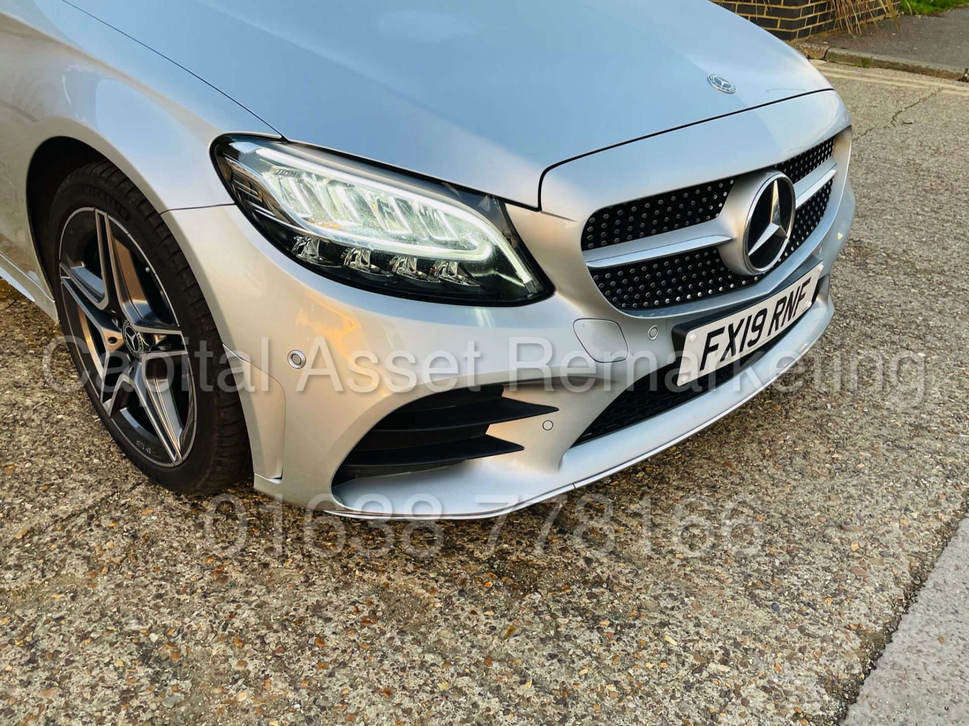 (On Sale) MERCEDES-BENZ C220d *AMG LINE* SALOON (2019) 9-G TRONIC - LEATHER - SAT NAV *HUGE SPEC* - Image 15 of 51