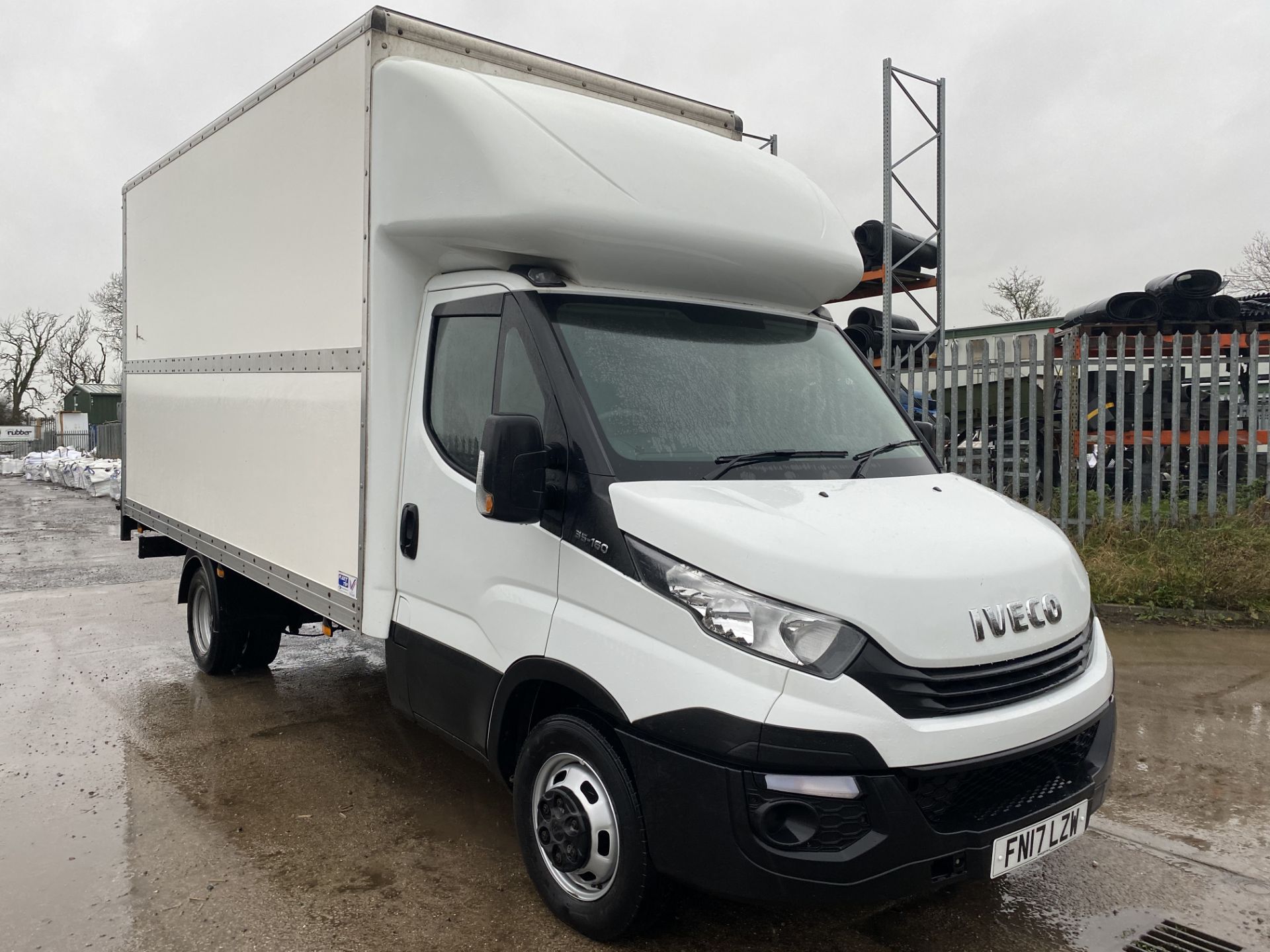 ON SALE IVECO DAILY 35C16 (160) "LWB" LUTON BOX VAN "EURO 6"ELECTRIC TAIL LIFT - 17 REG - NEW SHAPE - Image 2 of 22