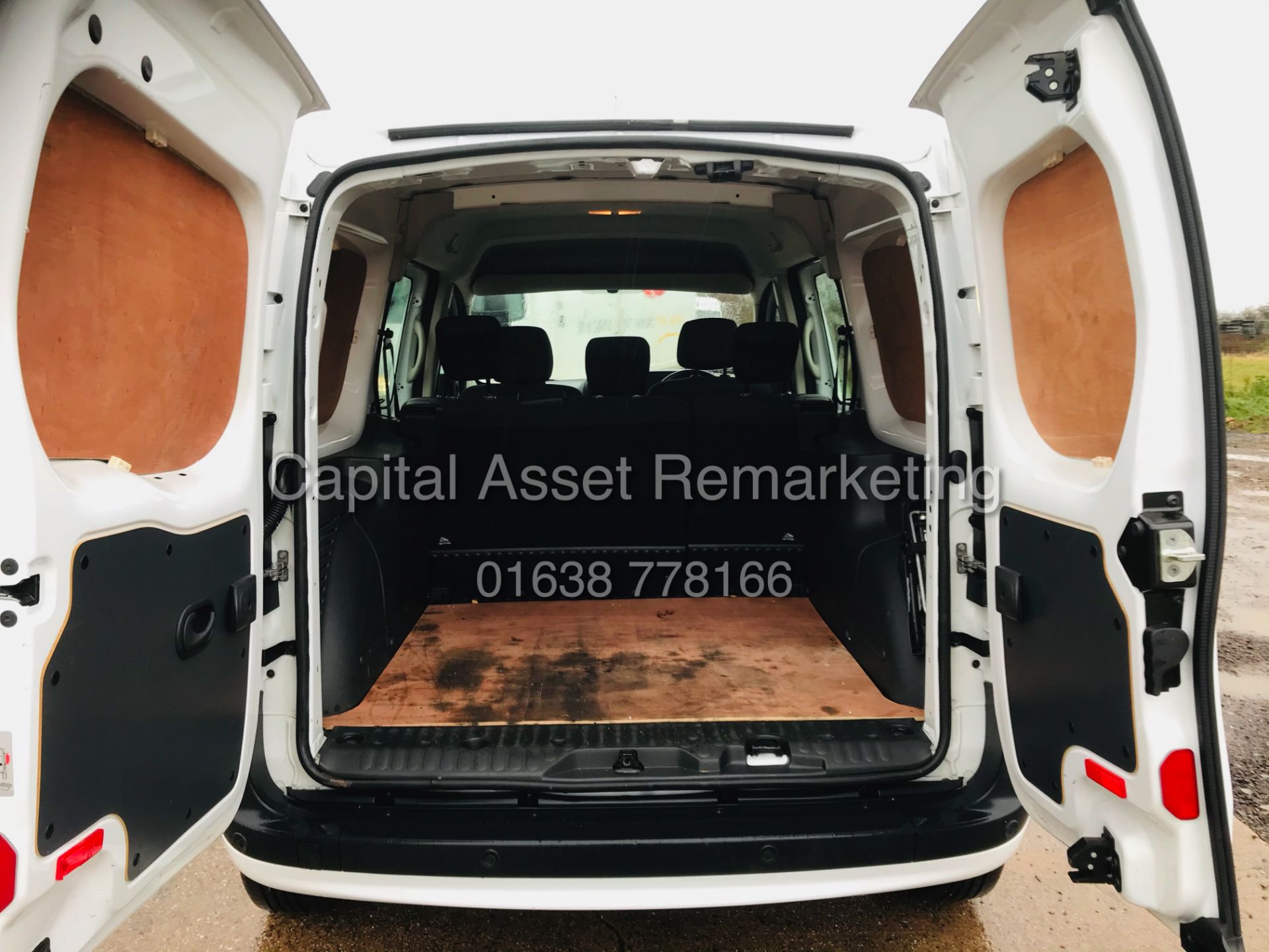 MERCEDES CITAN 111CDI LWB "5 SEATER DUALINER / CREW VAN" (18 REG) AIR CON - CRUISE - ELECTRIC PACK - Image 16 of 22