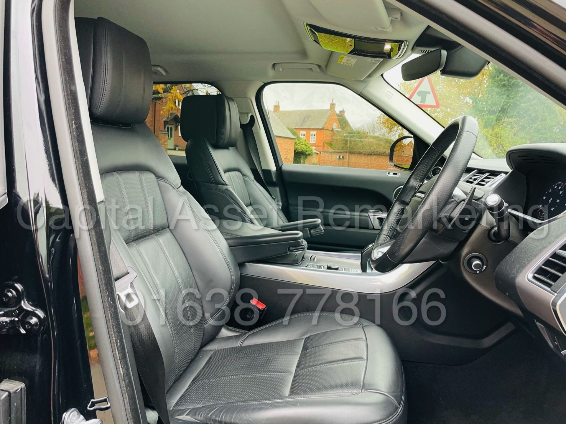 RANGE ROVER SPORT *HSE EDITION* SUV (2019 MODEL) '3.0 SDV6 - 306 BHP - 8 SPEED AUTO' *FULLY LOADED* - Image 41 of 56