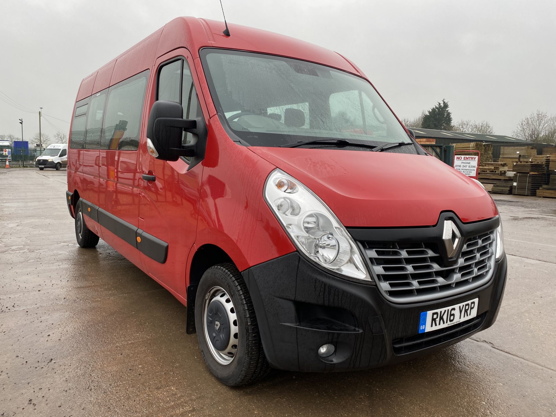 (On Sale) RENAULT MASTER LM39 2.3DCI (2016) BUSINESS ENERGY 'LWB" 17 SEATER LUXURY MINI BUS - Image 2 of 30