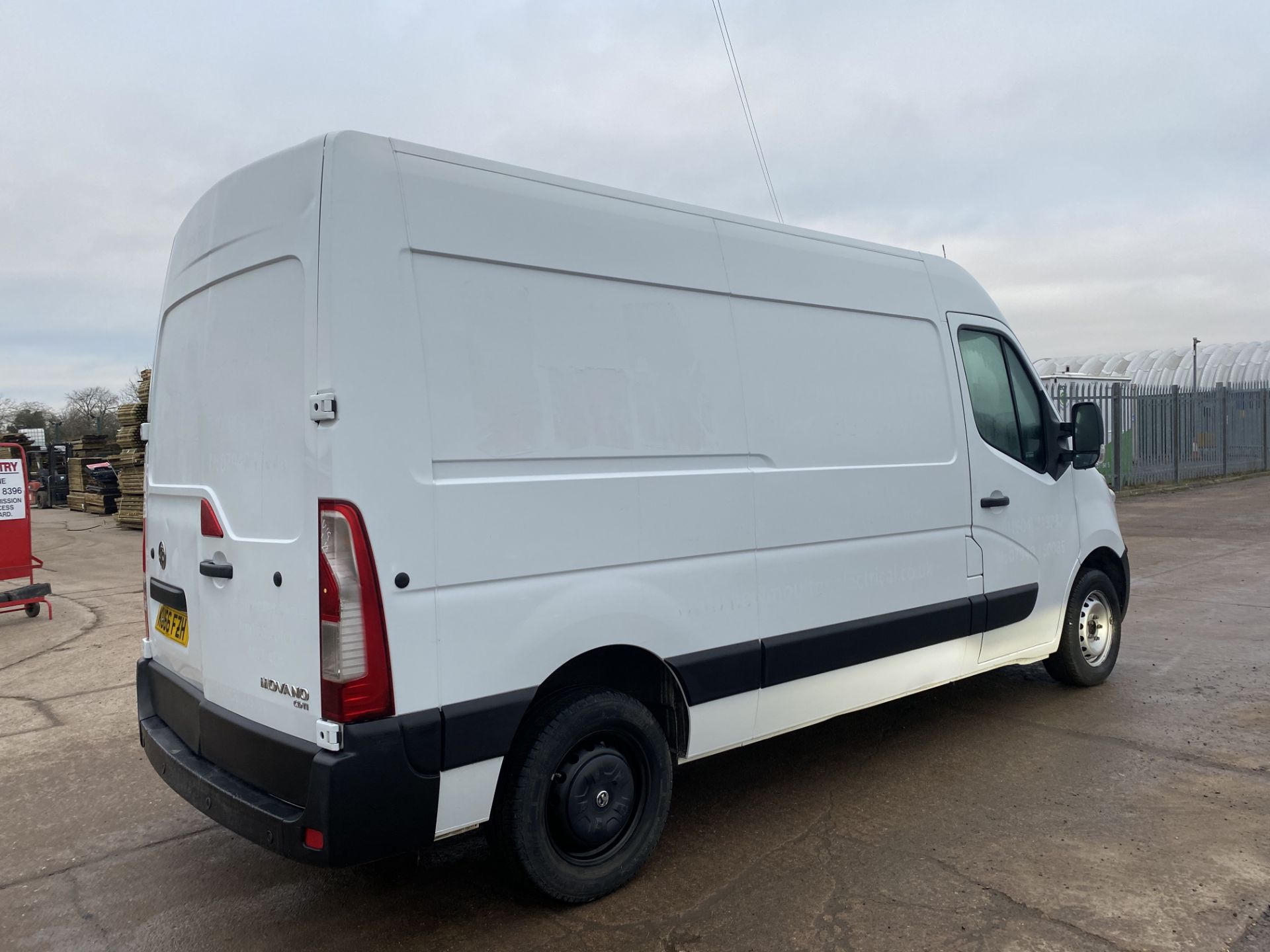 VAUXHALL MOVANO F3500 2.3CDTI (130) MEDIUM WHEEL BASE - 2017 MODEL - EURO 6 "ULEZ COMPLIANT" AIR CON - Image 7 of 16