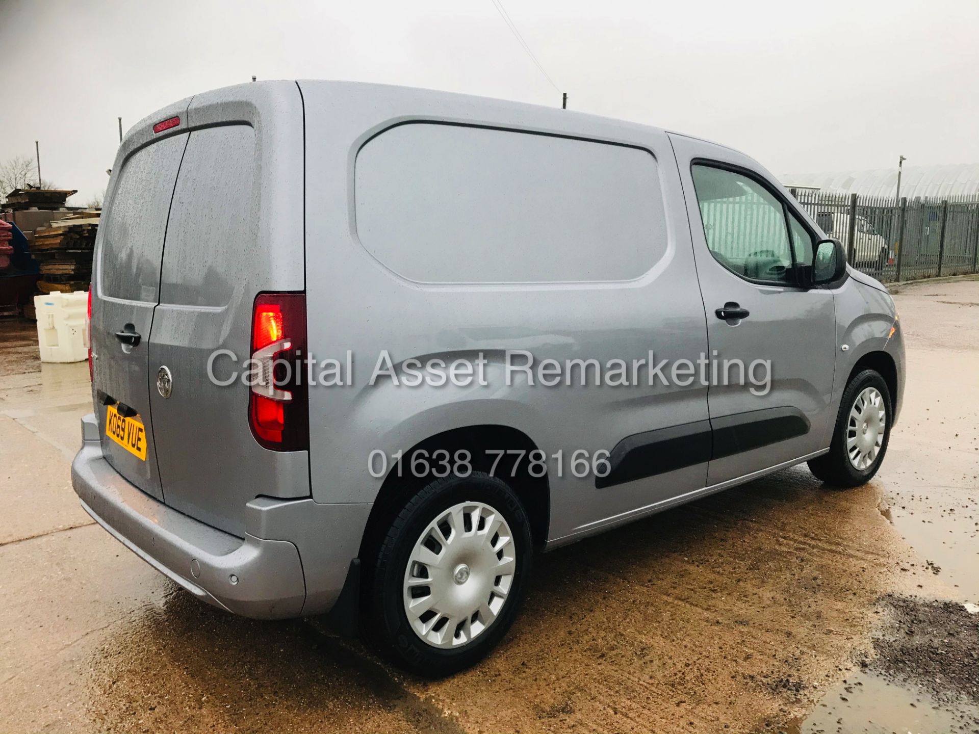 VAUXHALL COMBO 2000 "SPORTIVE" S/S (2020 YEAR-NEW SHAPE) A/C - ELEC PACK - CRUISE *NO VAT-SAVE 20%* - Image 11 of 26