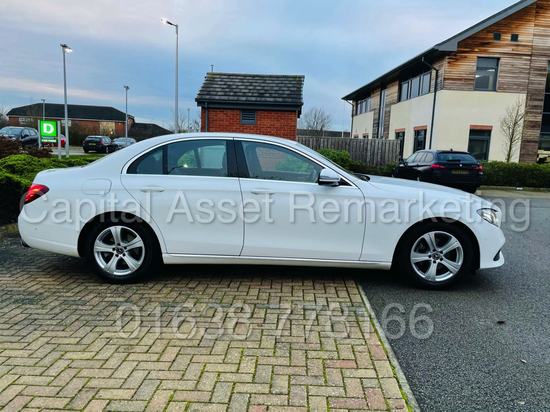 (ON SALE) MERCEDES-BENZ E220D *SALOON* (2018 - NEW MODEL) '9-G TRONIC AUTO - LEATHER - SAT NAV' - Image 14 of 50