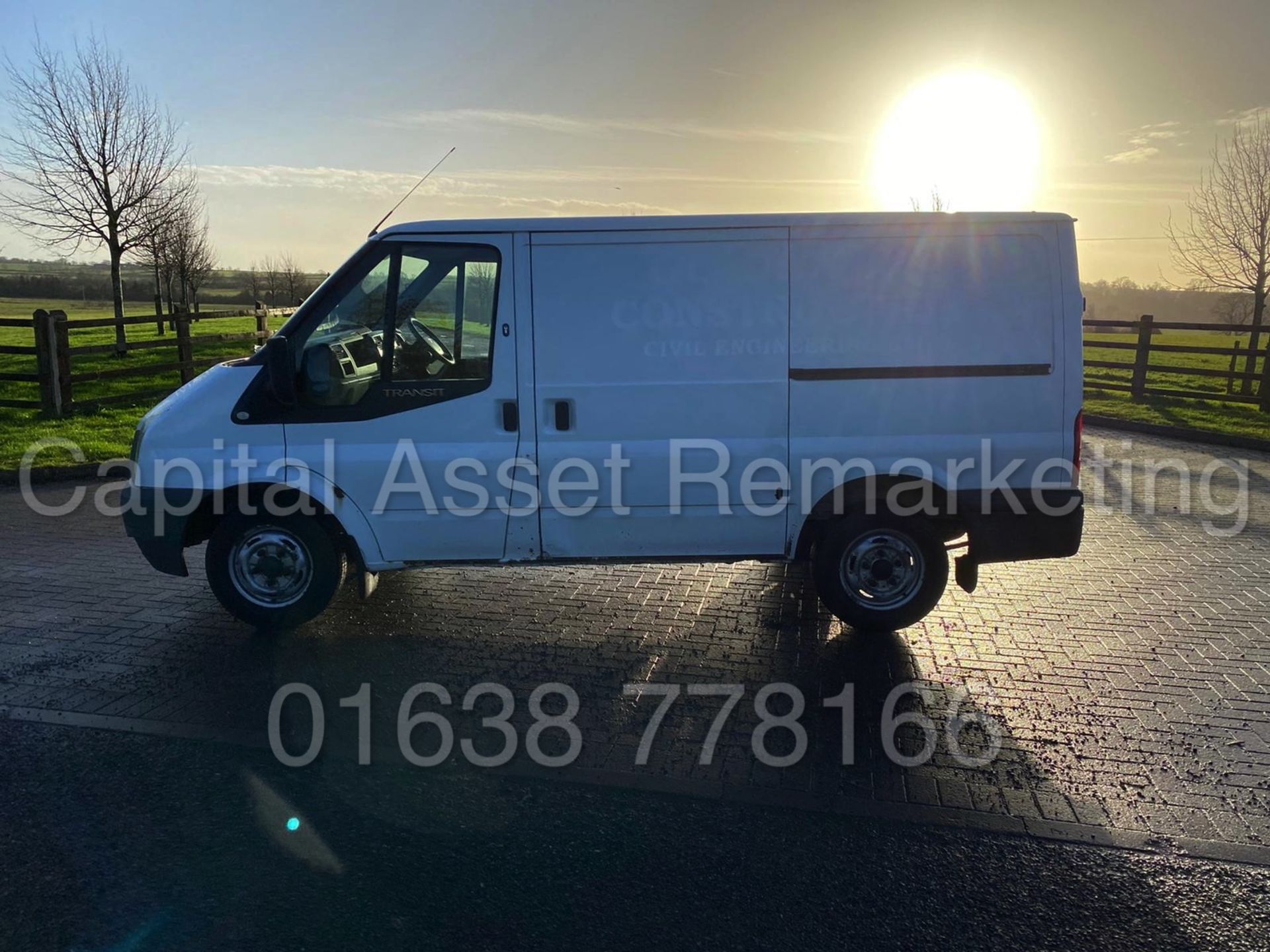 On Sale FORD TRANSIT 85 T260S FWD *SWB - PANEL VAN* (2011) '2.2 TDCI - 5 SPEED' - Image 4 of 14