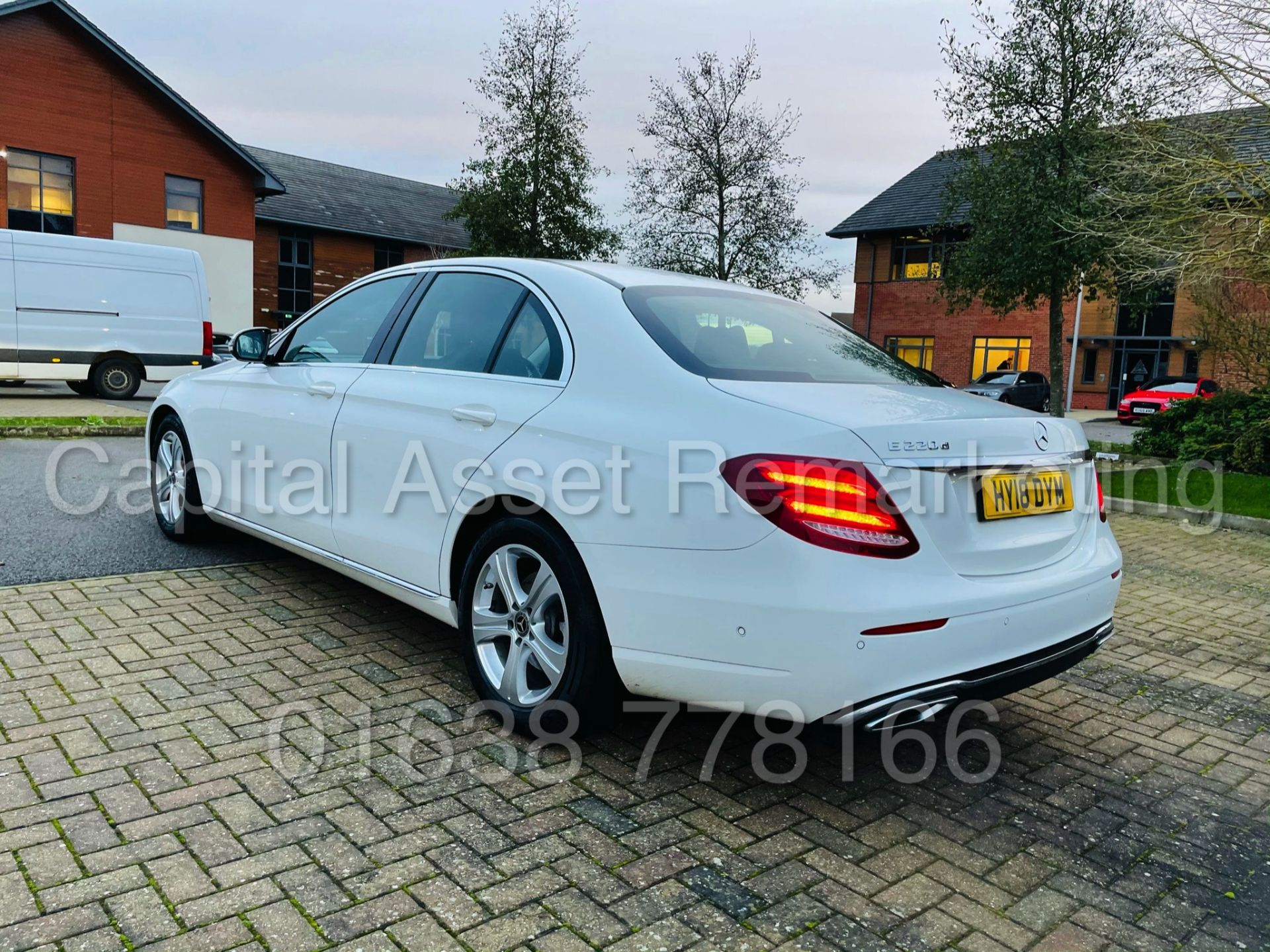 (ON SALE) MERCEDES-BENZ E220D *SALOON* (2018 - NEW MODEL) '9-G TRONIC AUTO - LEATHER - SAT NAV' - Image 10 of 50