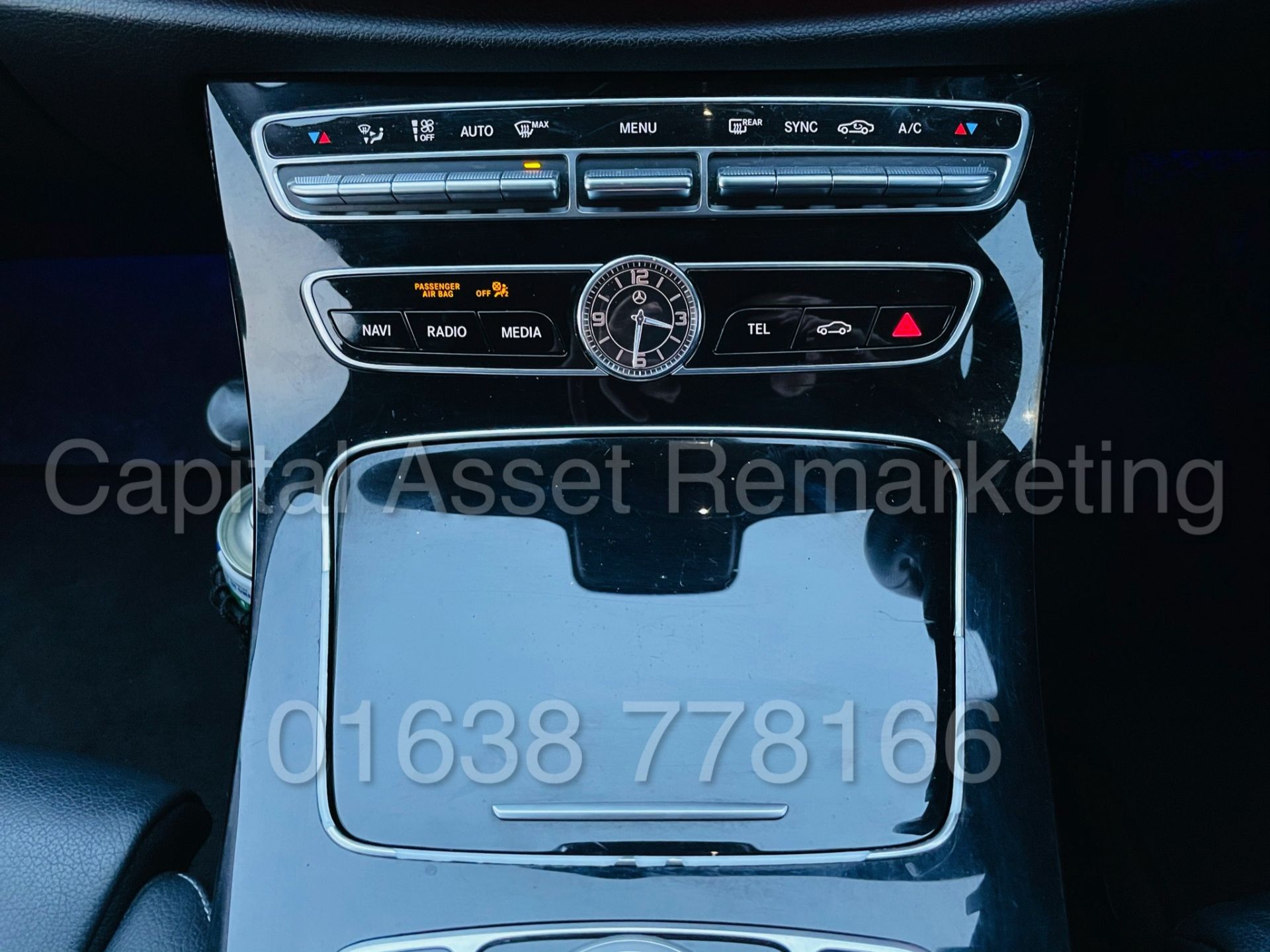 (ON SALE) MERCEDES-BENZ E220D *SALOON* (2018 - NEW MODEL) '9-G TRONIC AUTO - LEATHER - SAT NAV' - Image 44 of 50