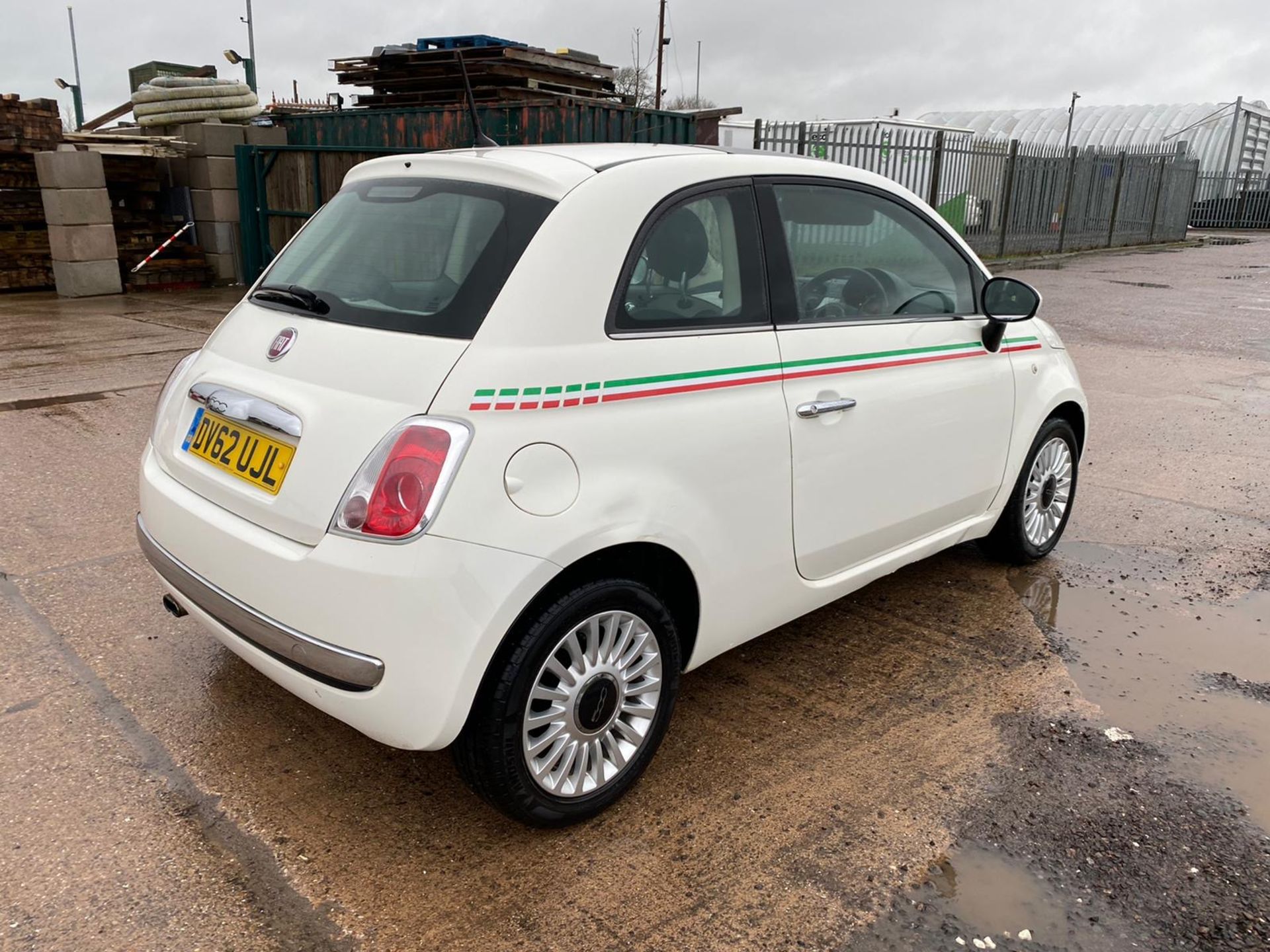 (ON SALE) FIAT 500 1.2 "LOUNGE" (START/STOP) 2013 MODEL - LOW MILES - AIR CON -LOW MILES- NO VAT - Image 7 of 13