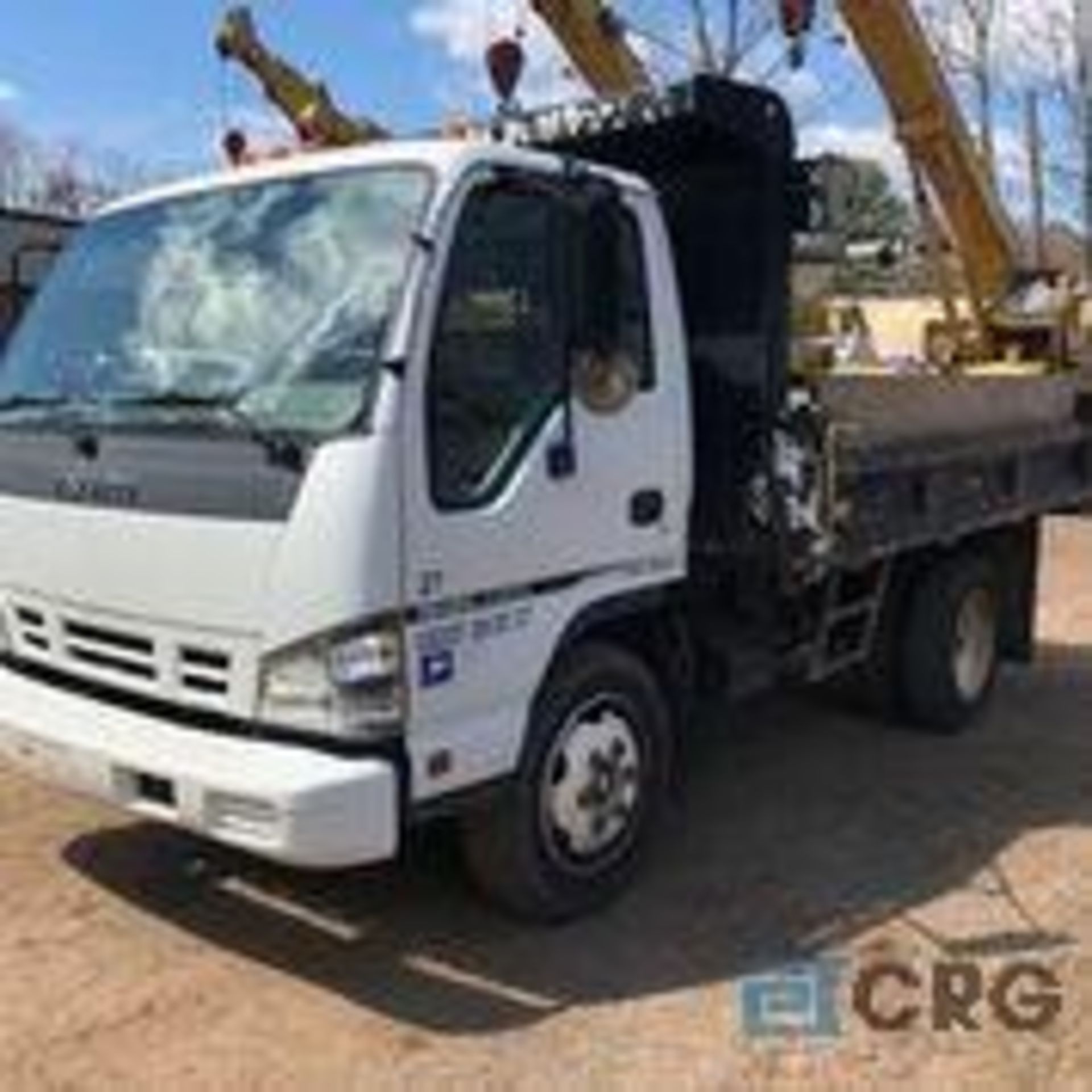 2007 Isuzu NQR single axle dump truck VIN# JALE5B16X77903732 - Image 2 of 23