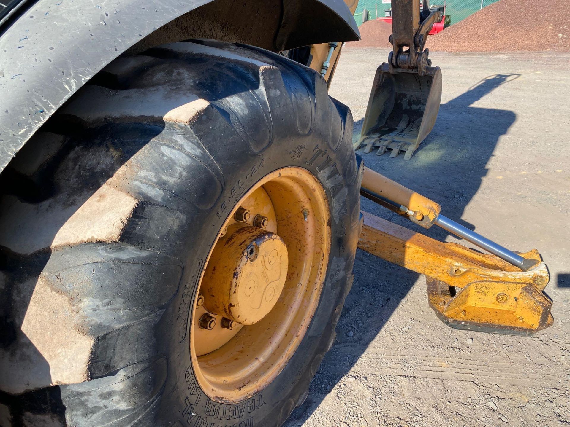 2004 Case 580SM 4 X 4 Loader Backhoe, A/C cab, Ride Control, 83 in Loader Bucket, Extendable Stick, - Image 12 of 29