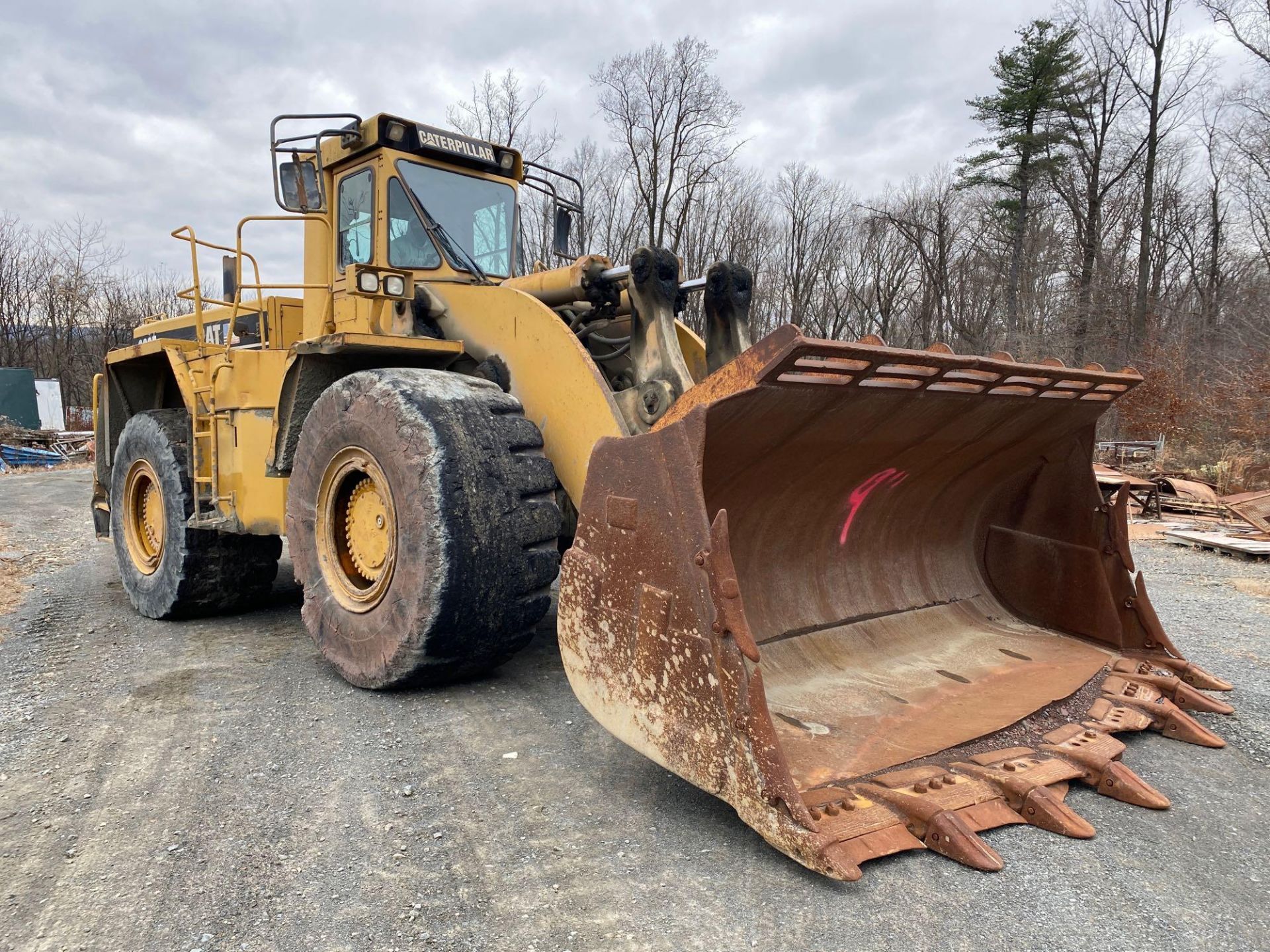 1999 CAT 988F II Wheel Loader, Enclosed Cab, Air Conditioner, Ride Control, Spade Nose Bucket, 35/65 - Image 7 of 14