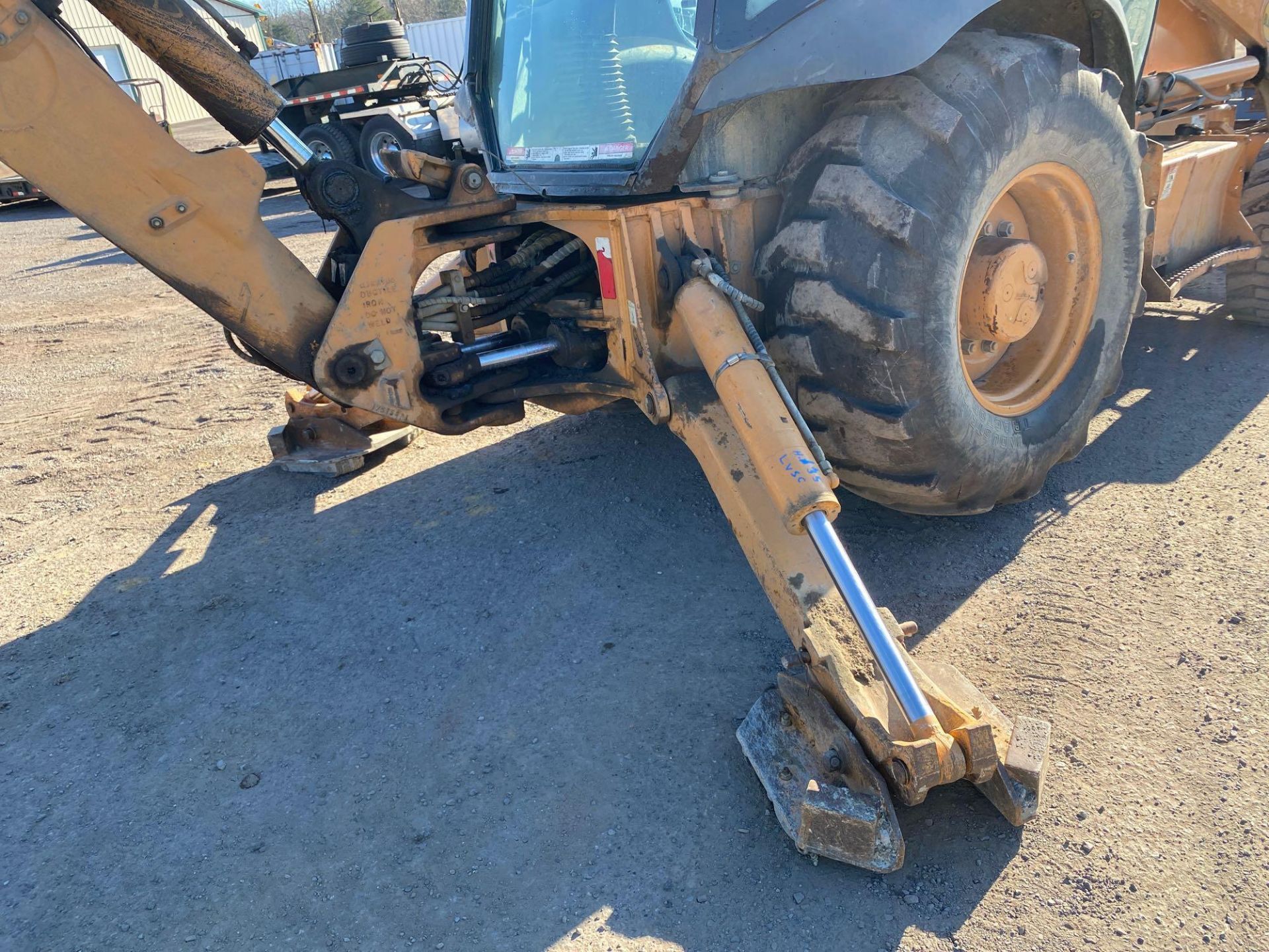 2007 Case 580SM 4 X 4 Loader Backhoe, A/C cab, Ride Control, 83 in Loader Bucket, Extendable Stick, - Image 26 of 31