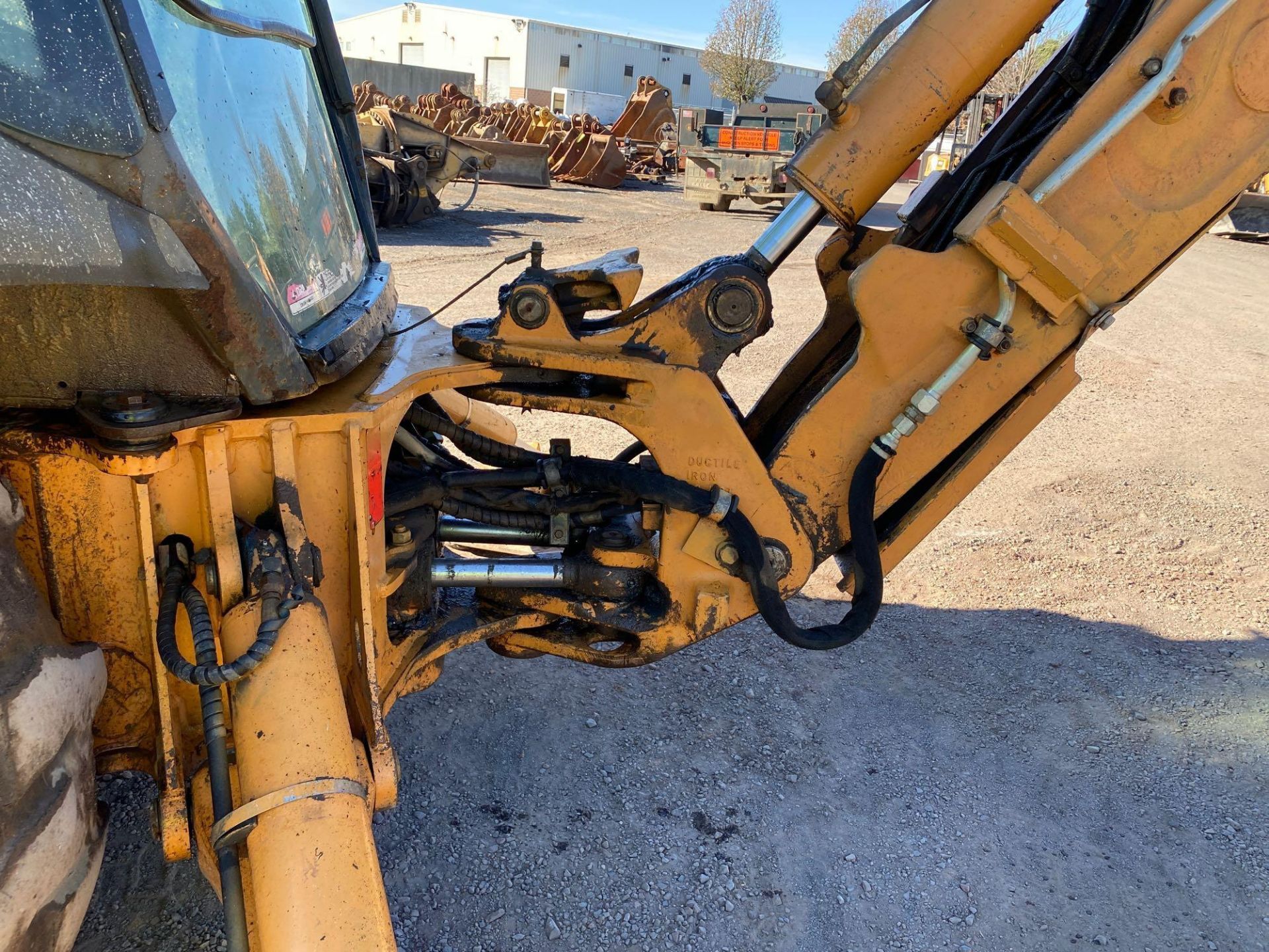 2004 Case 580SM 4 X 4 Loader Backhoe, A/C cab, Ride Control, 83 in Loader Bucket, Extendable Stick, - Image 13 of 29