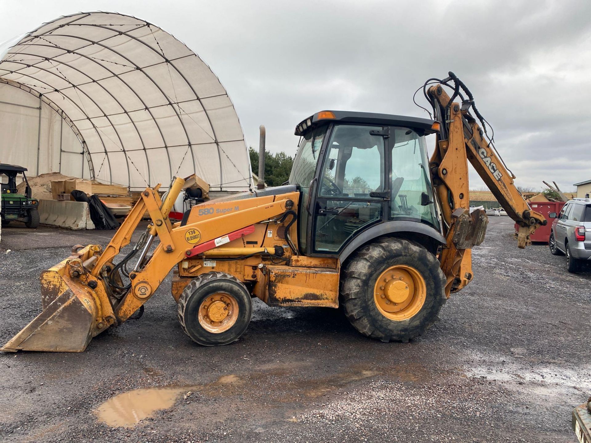 2004 Case 580SM 4 X 4 Loader Backhoe, A/C cab, Ride Control, 83 in Loader Bucket, Extendable Stick, - Image 2 of 10