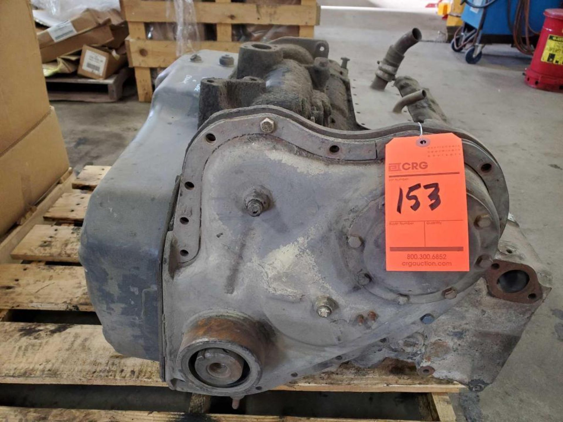 Mack engine block with crank, MN EM6-285 SN 4Y1910