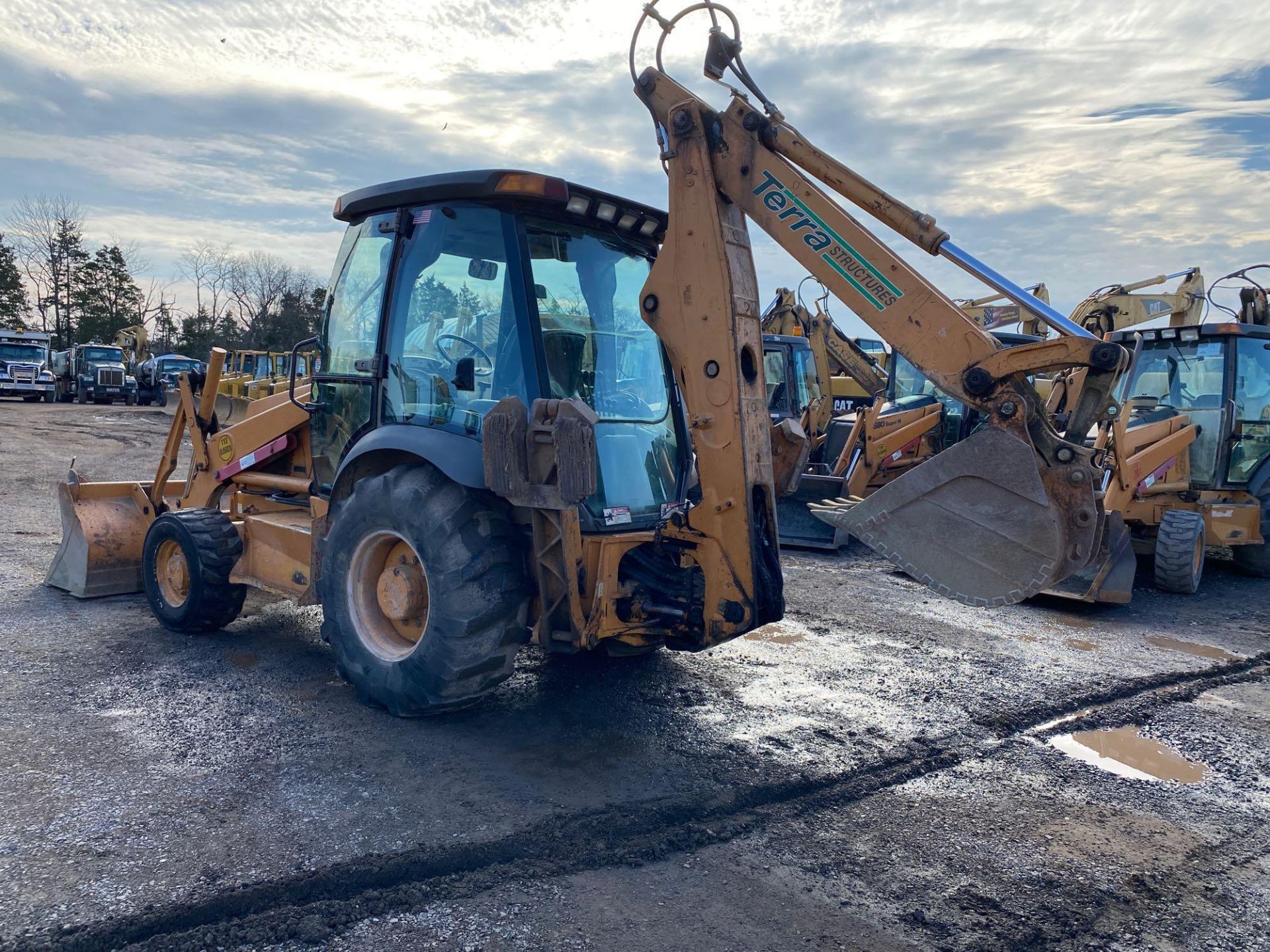 2001 Case 580SM 4 X 4 Loader Backhoe, A/C cab, Ride Control, 83 in Loader Bucket, Extendable Stick, - Image 2 of 10