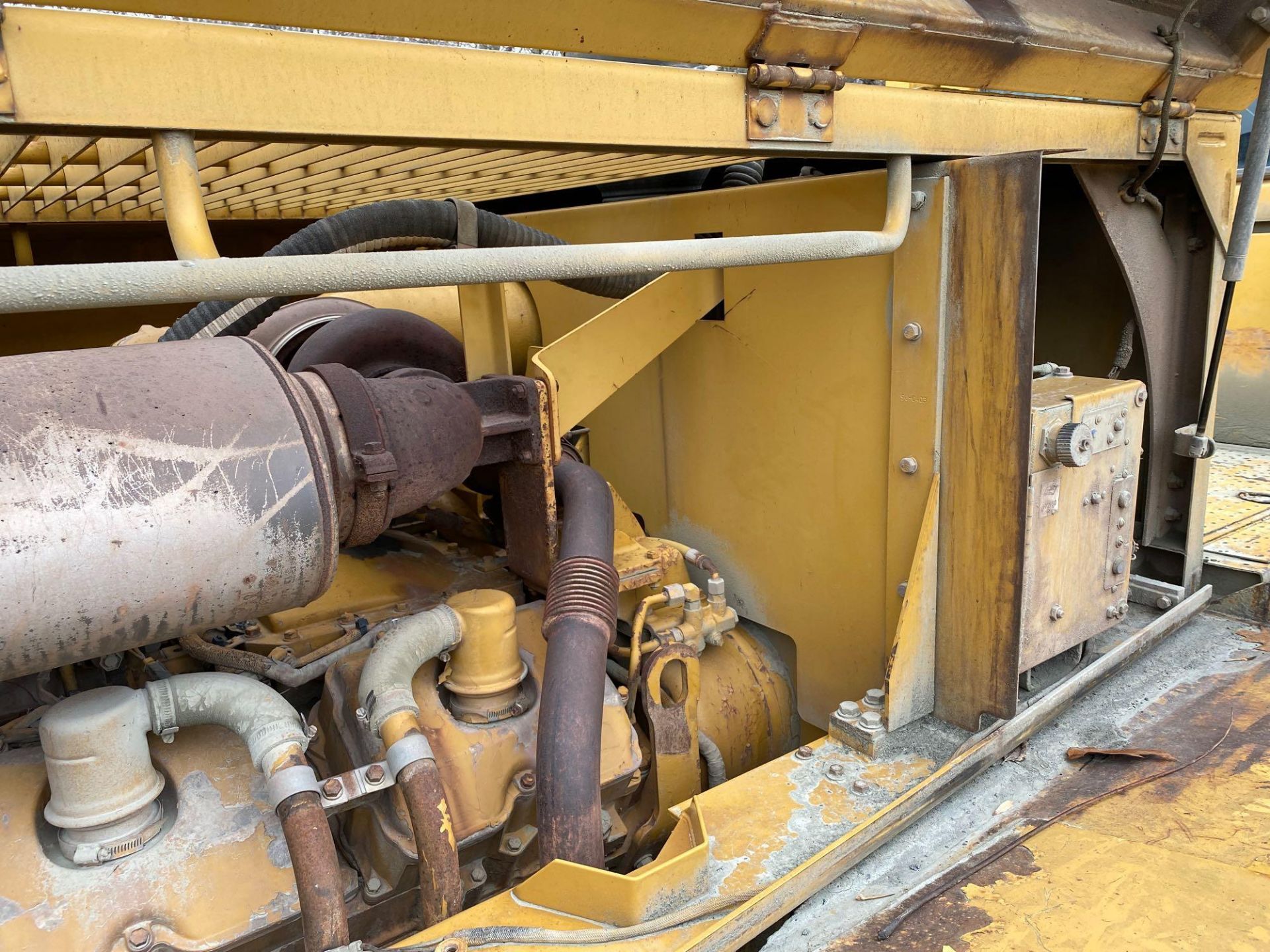 1999 CAT 988F II Wheel Loader, Enclosed Cab, Air Conditioner, Ride Control, Spade Nose Bucket, 35/65 - Image 14 of 14