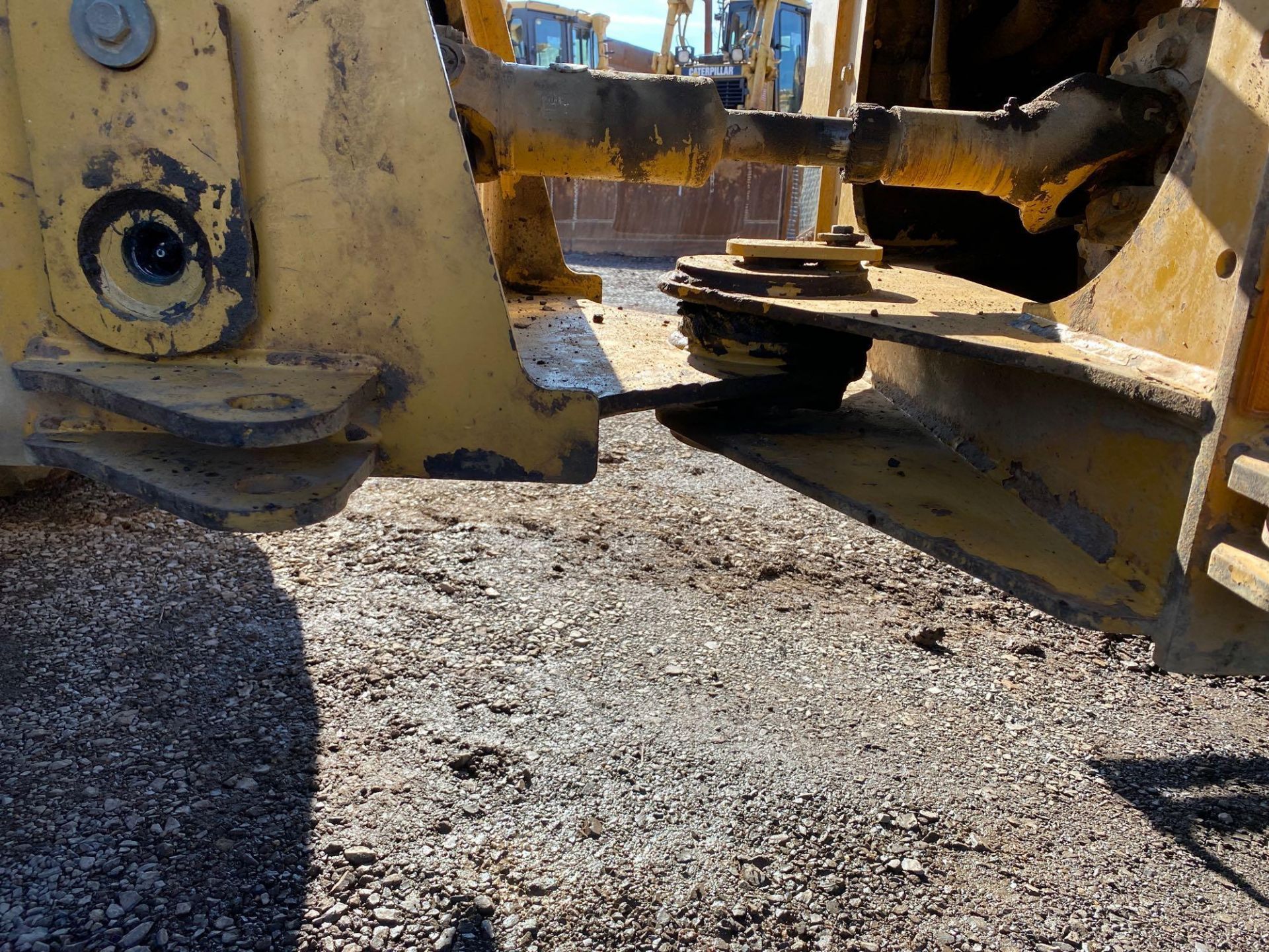 2005 CAT 930G Wheel Loader, Enclosed Cab, Air Conditioner, Air Ride Seat, Ride Control, Autoshift, A - Image 13 of 20