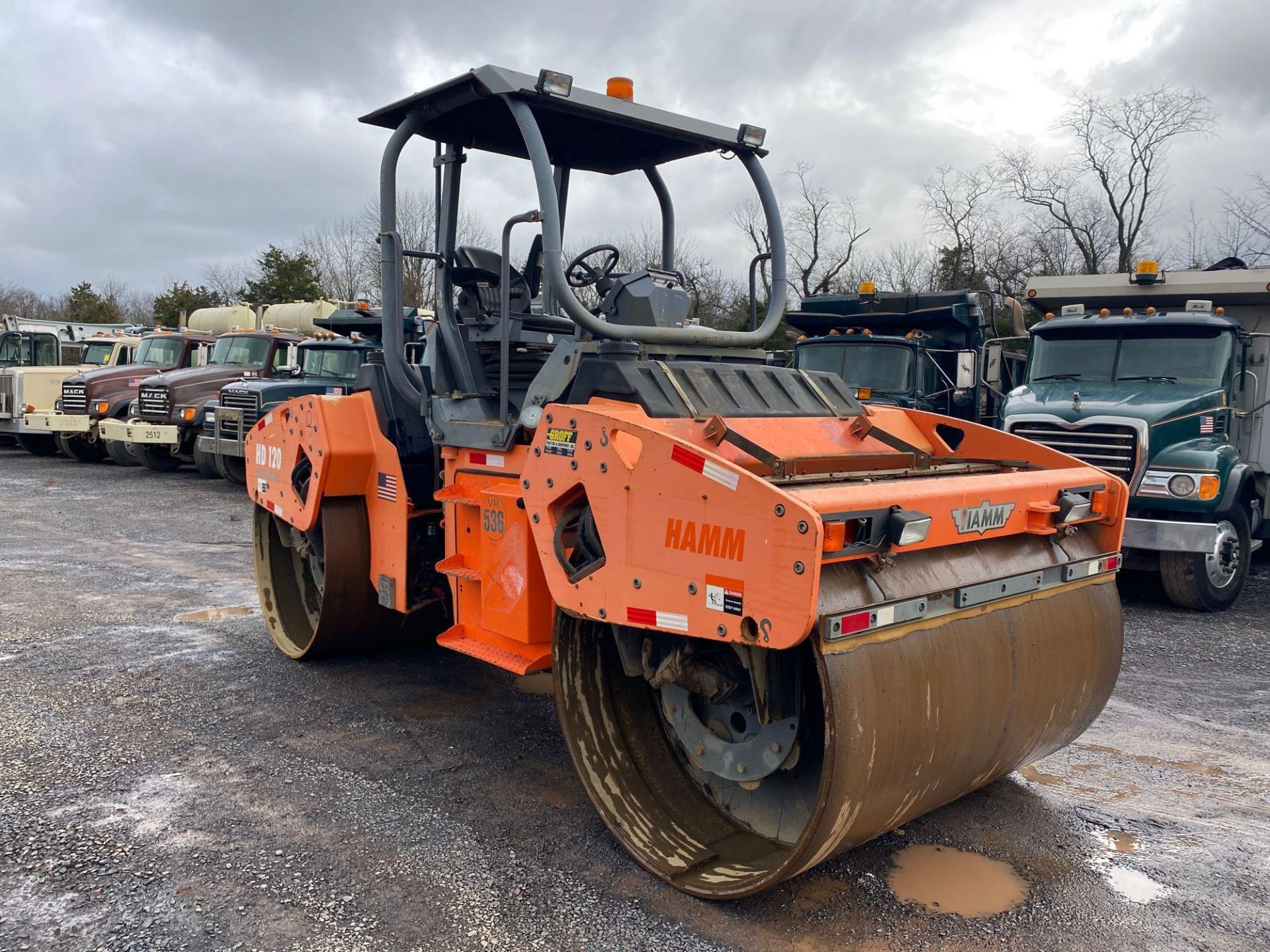 2009 Hamm HD120 Roller, Open Operator Station, Deutz 4 Cylinder Diesel Engine, 78 in, Drums, Water S - Image 8 of 15